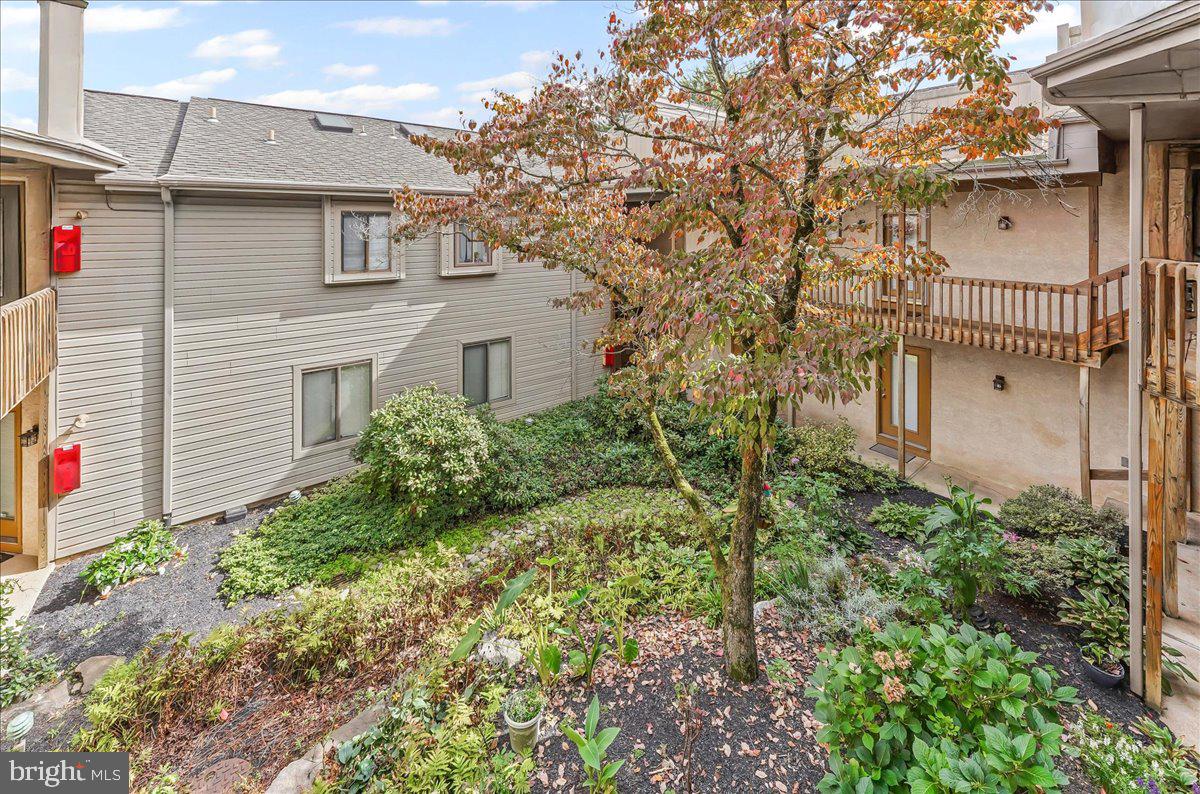 RUNNYMEADE FARMS - Residential