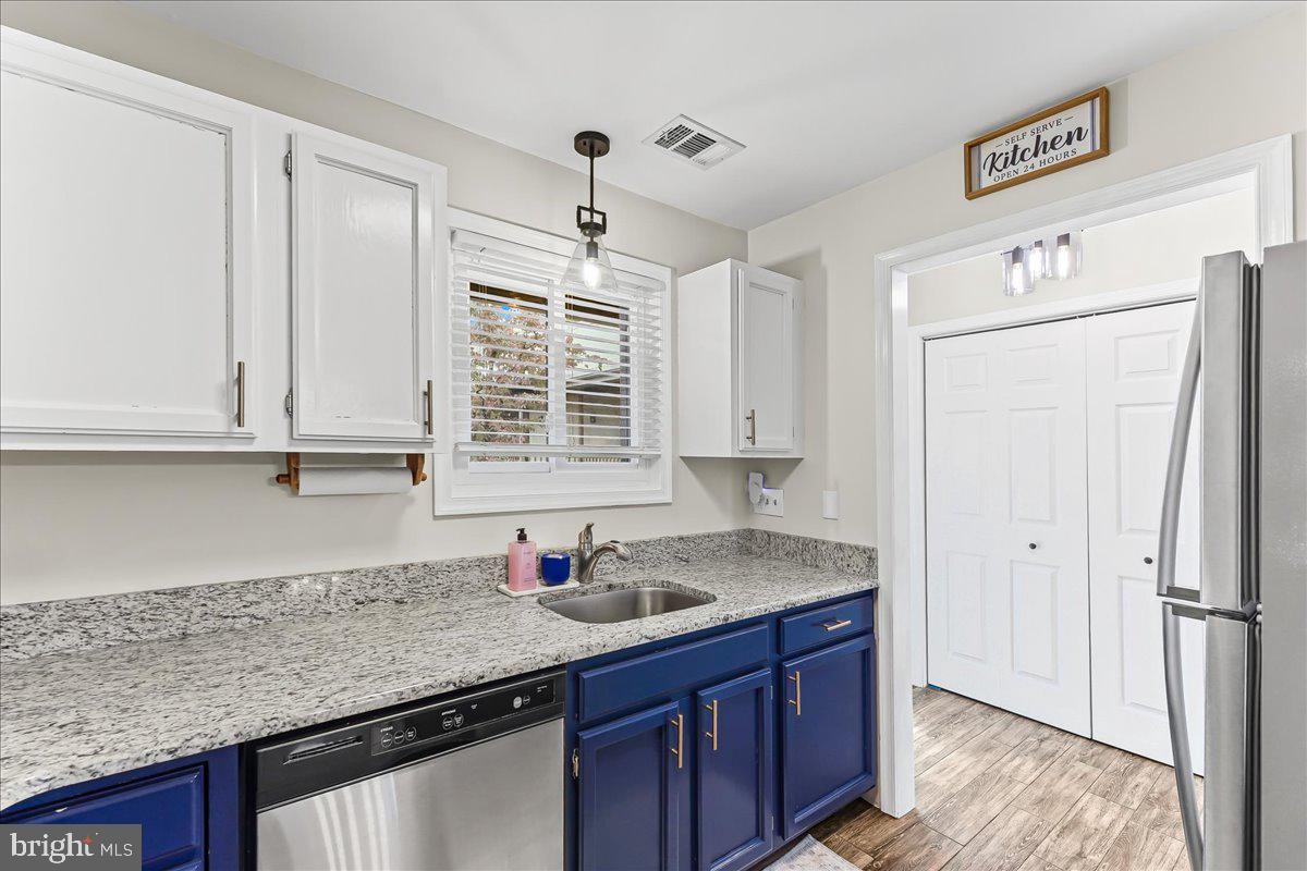 RUNNYMEADE FARMS - Residential