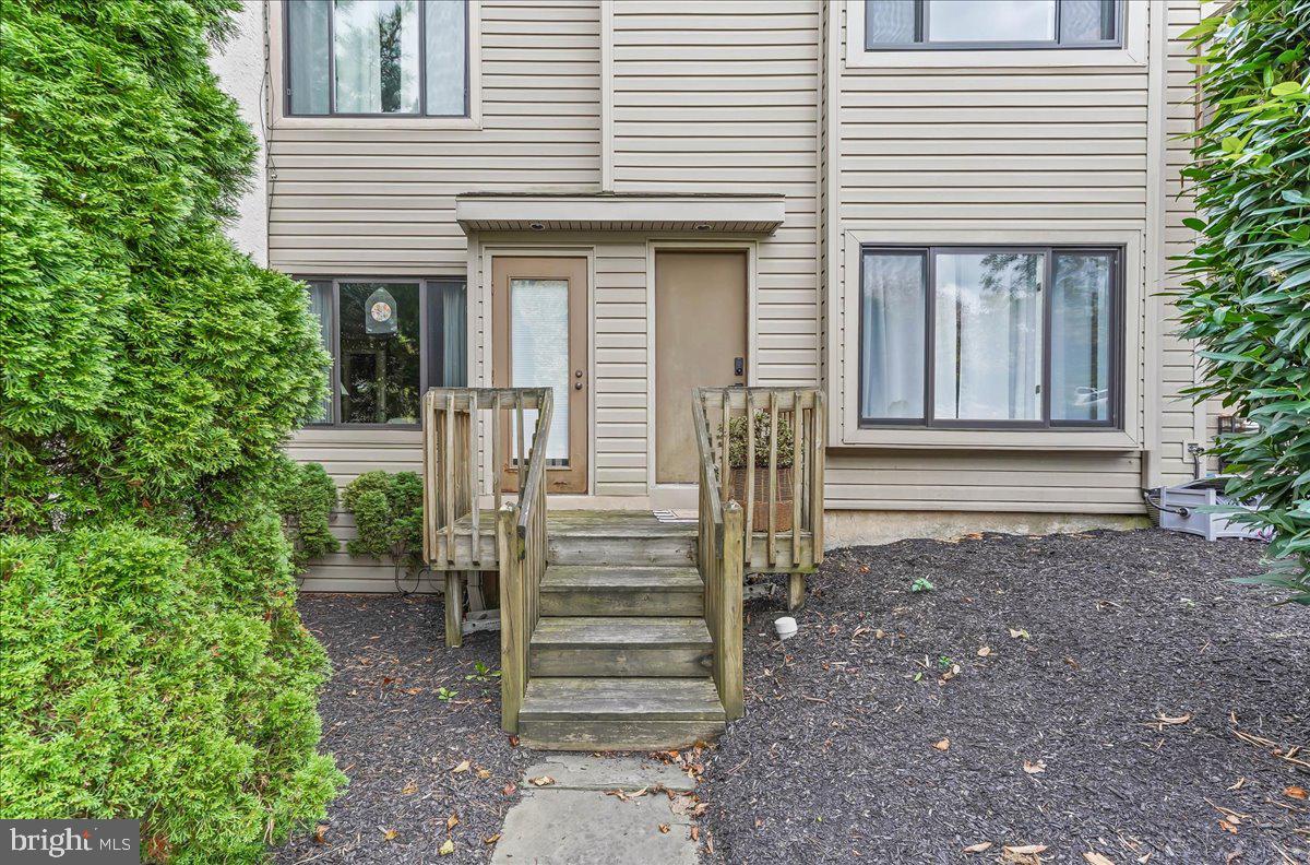 RUNNYMEADE FARMS - Residential