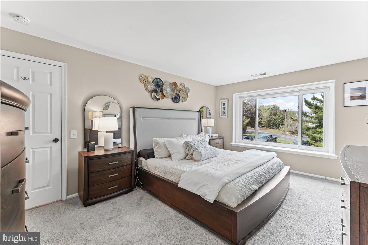 RUNNYMEADE FARMS - Residential