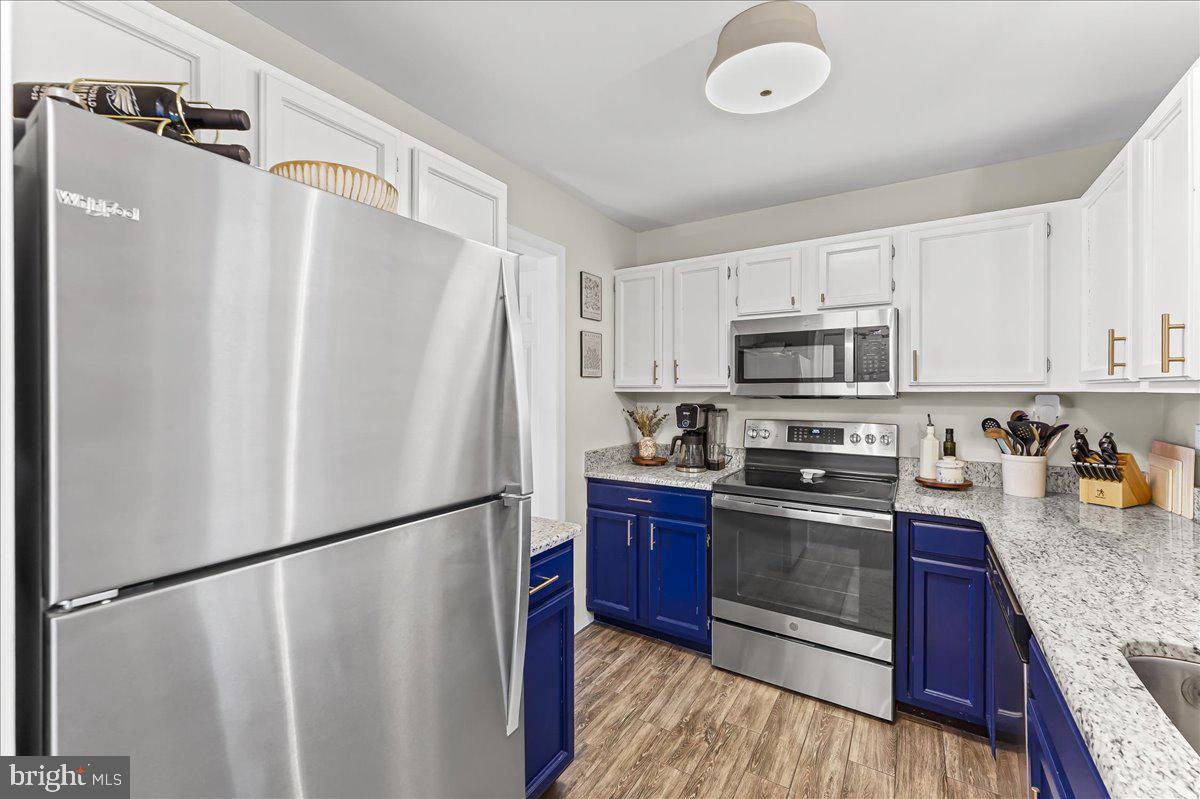 RUNNYMEADE FARMS - Residential