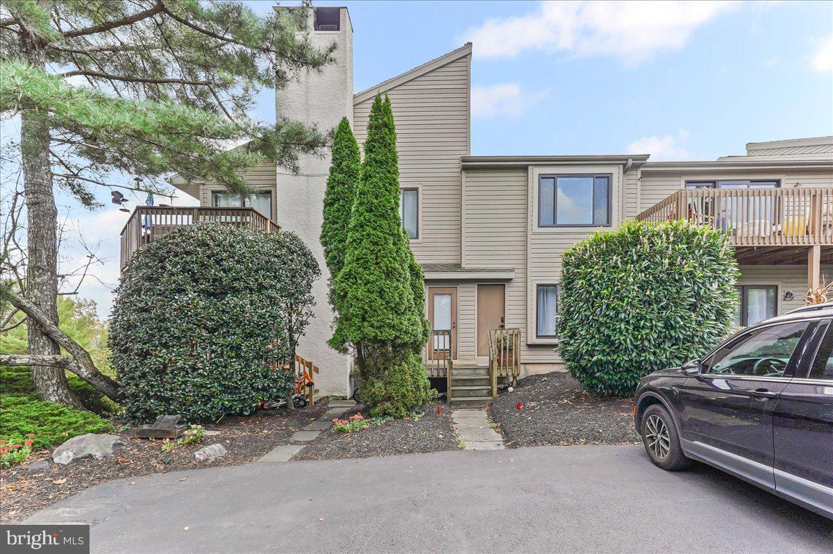 RUNNYMEADE FARMS - Residential