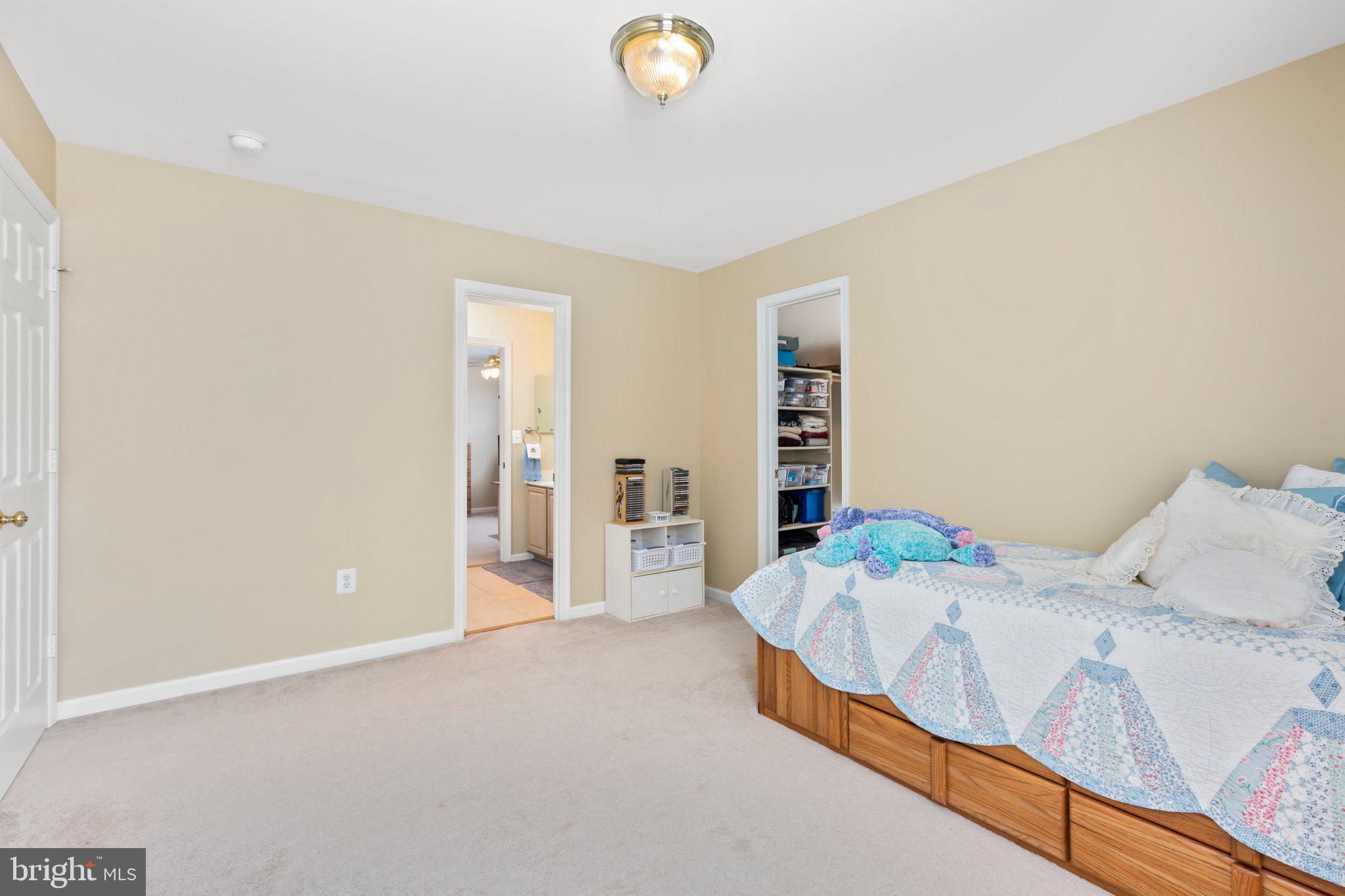 AUSTIN RIDGE - Residential