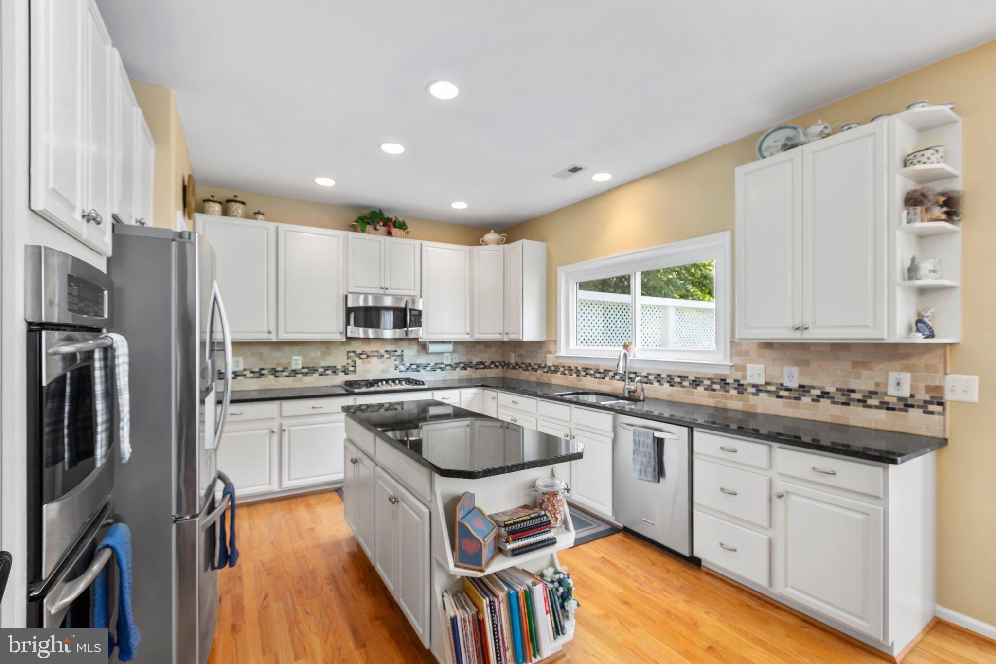 AUSTIN RIDGE - Residential