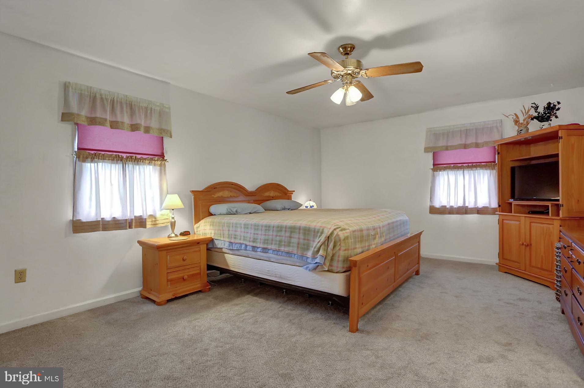 MAIDENCREEK - Residential