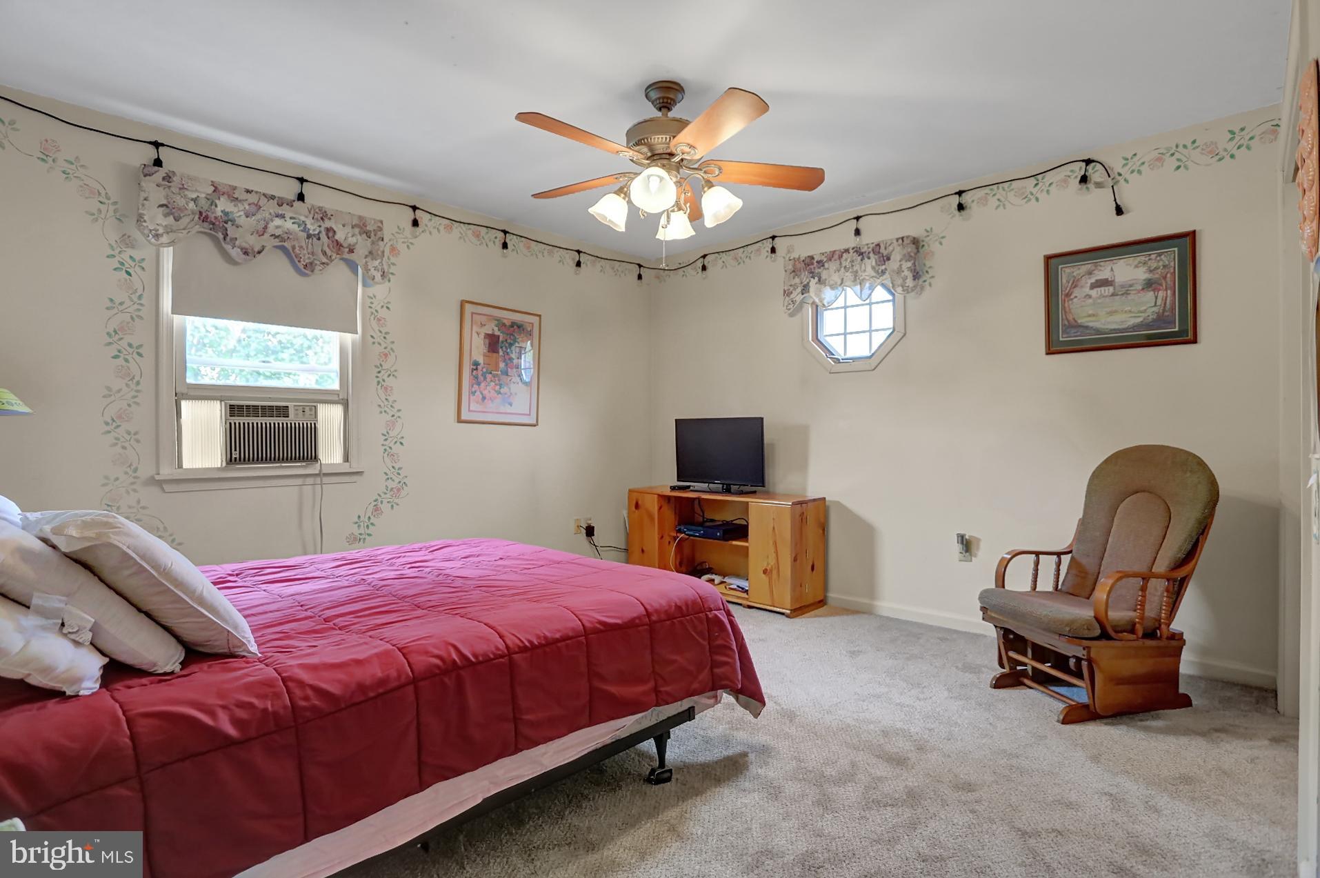 MAIDENCREEK - Residential