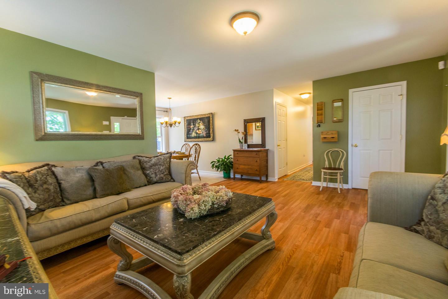 BRIAR RUN - Residential