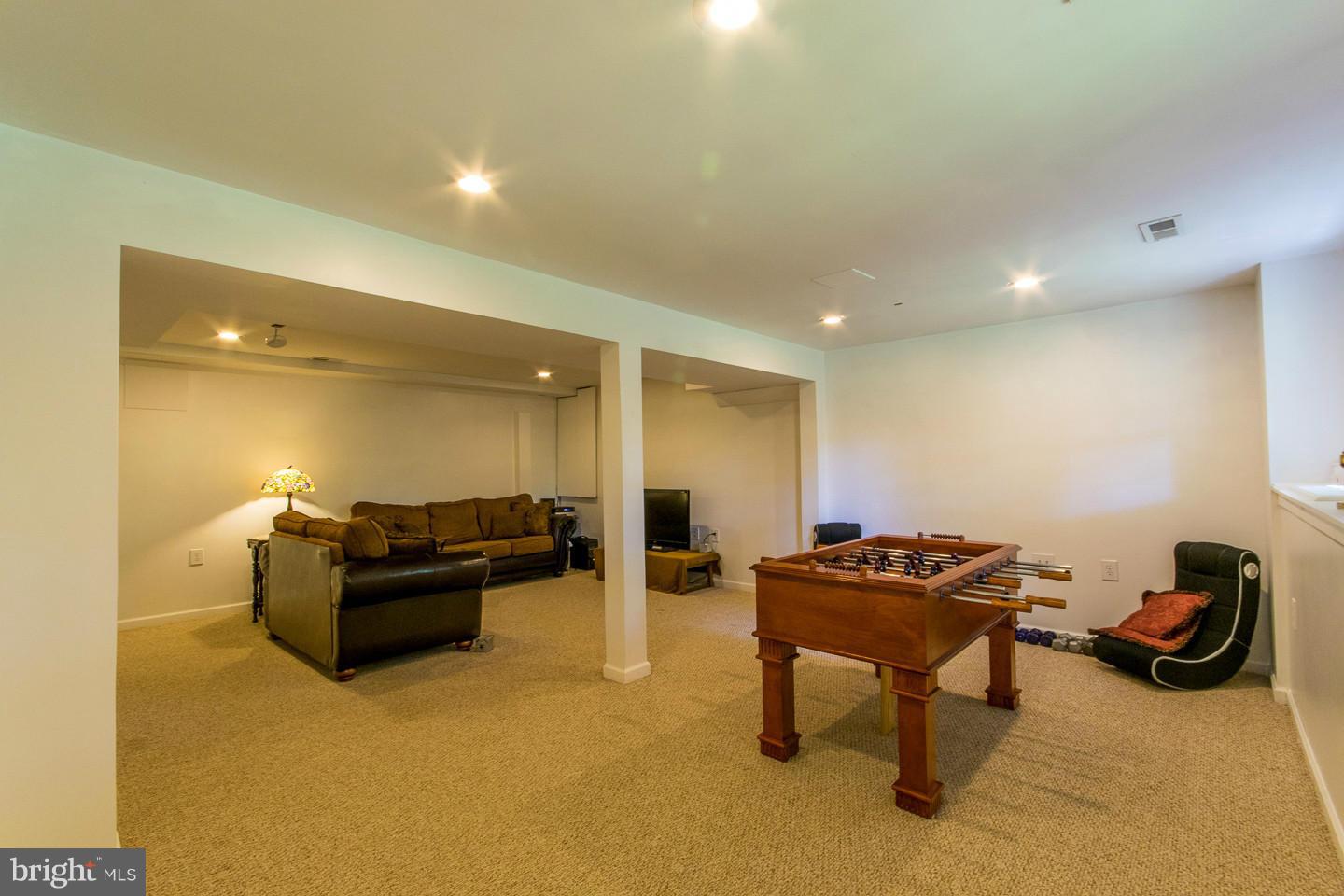 BRIAR RUN - Residential