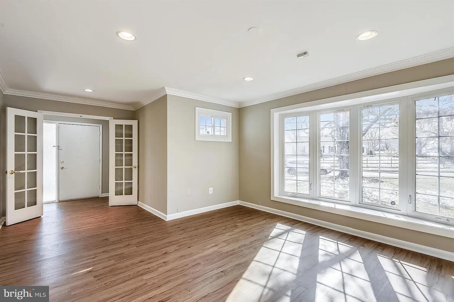 PARKLAWN - Residential Lease