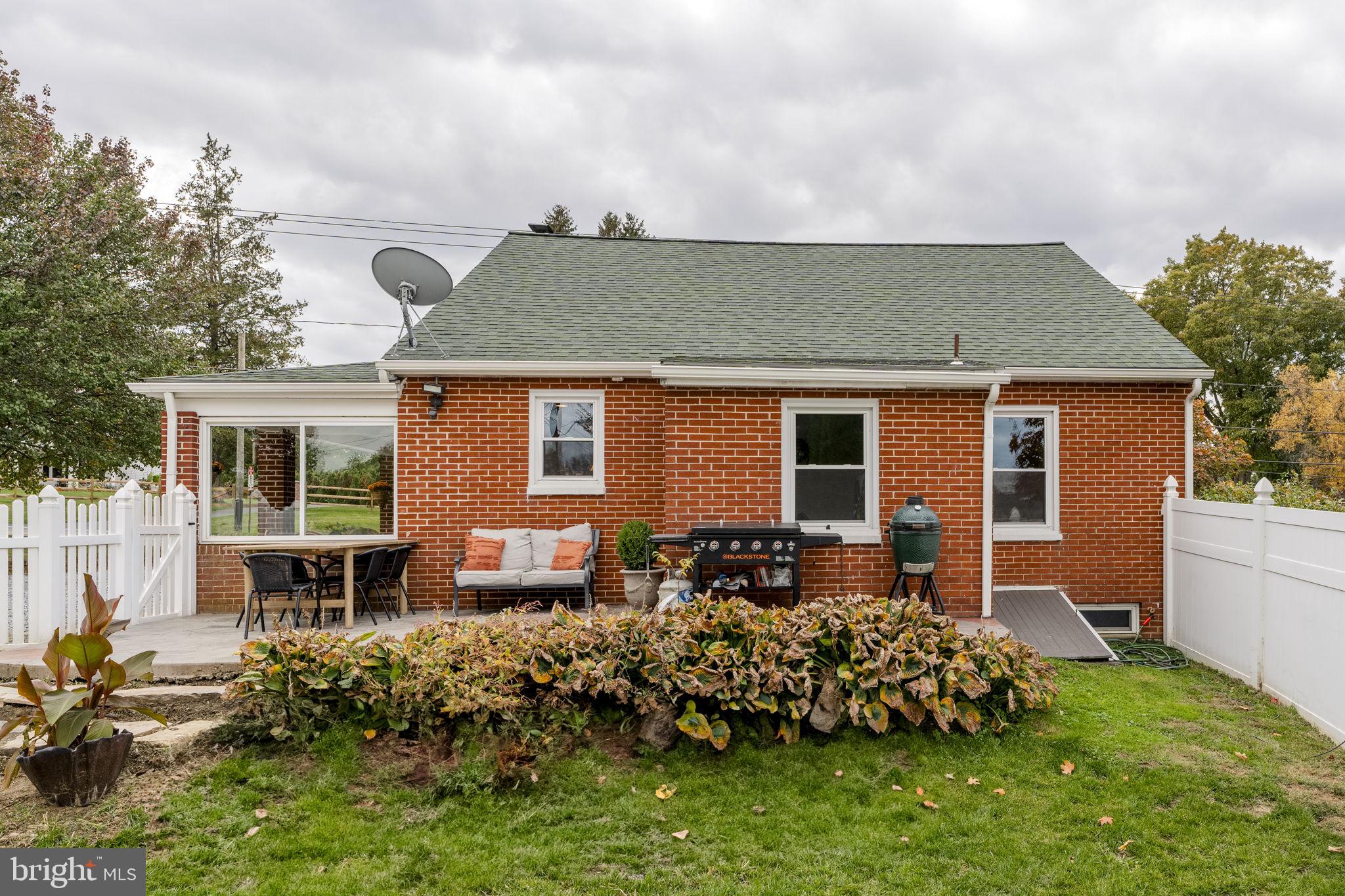 STRASBURG HISTORIC DIST - Residential