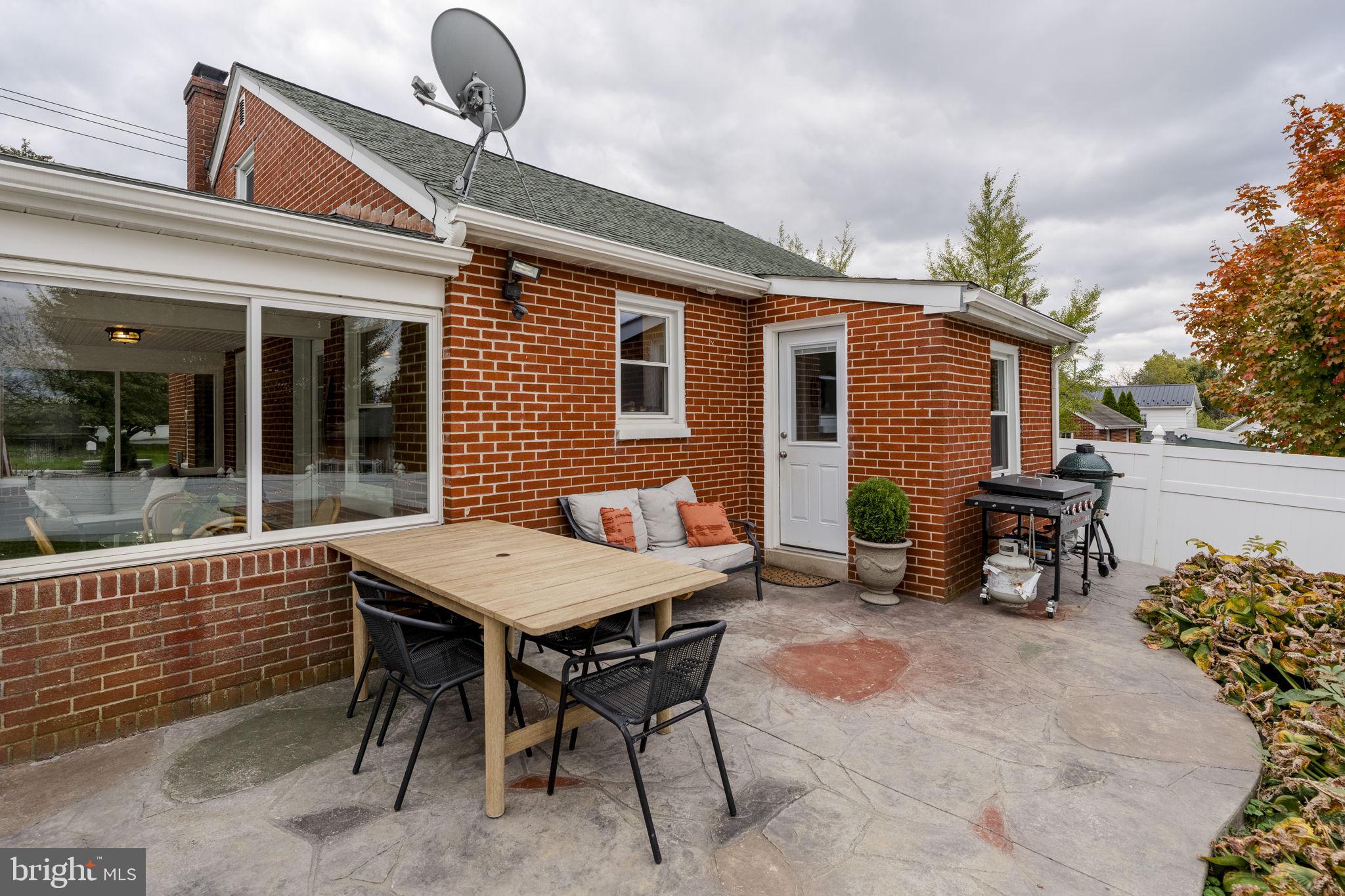 STRASBURG HISTORIC DIST - Residential