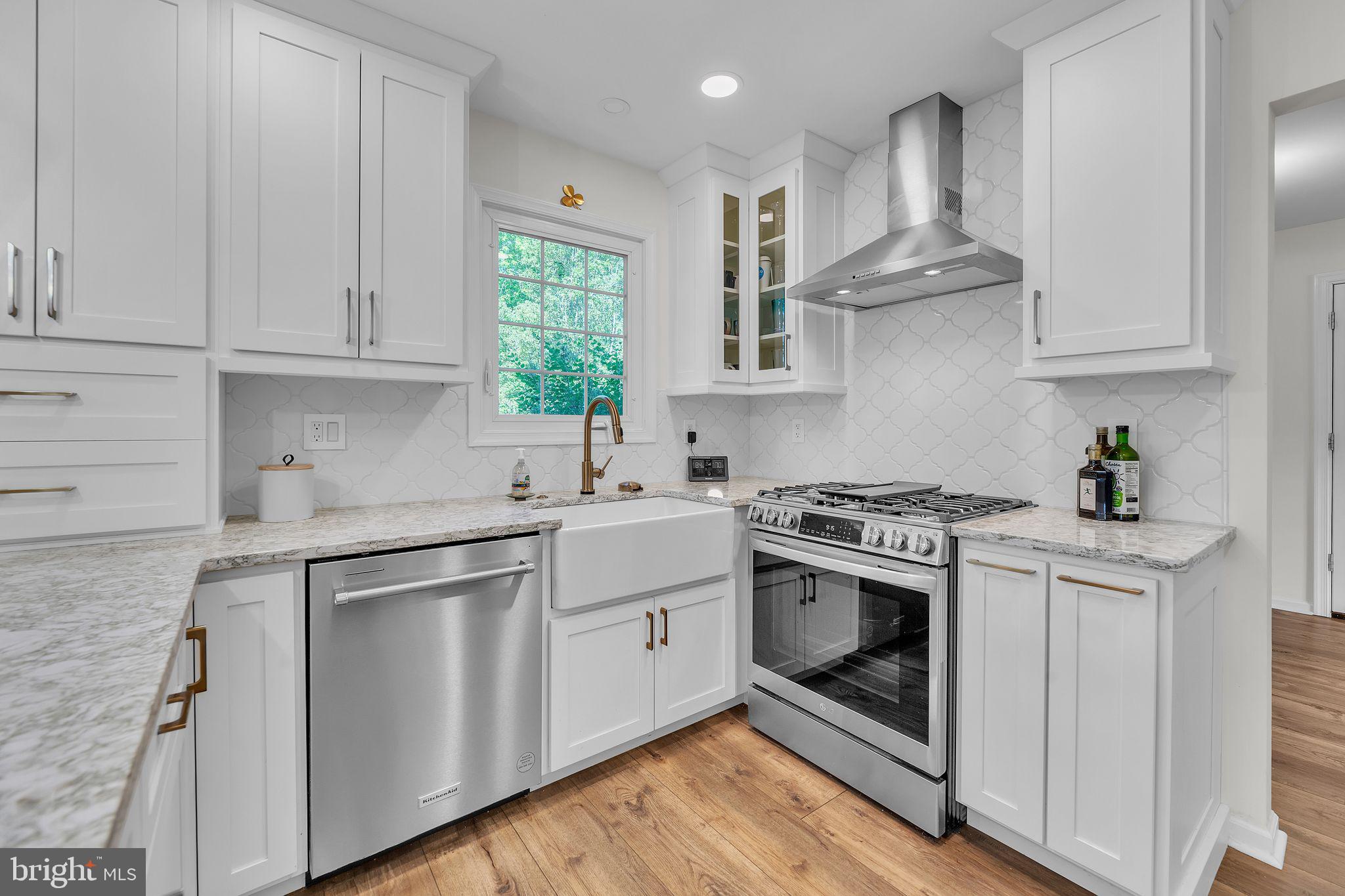 23 NEW OAK ROAD