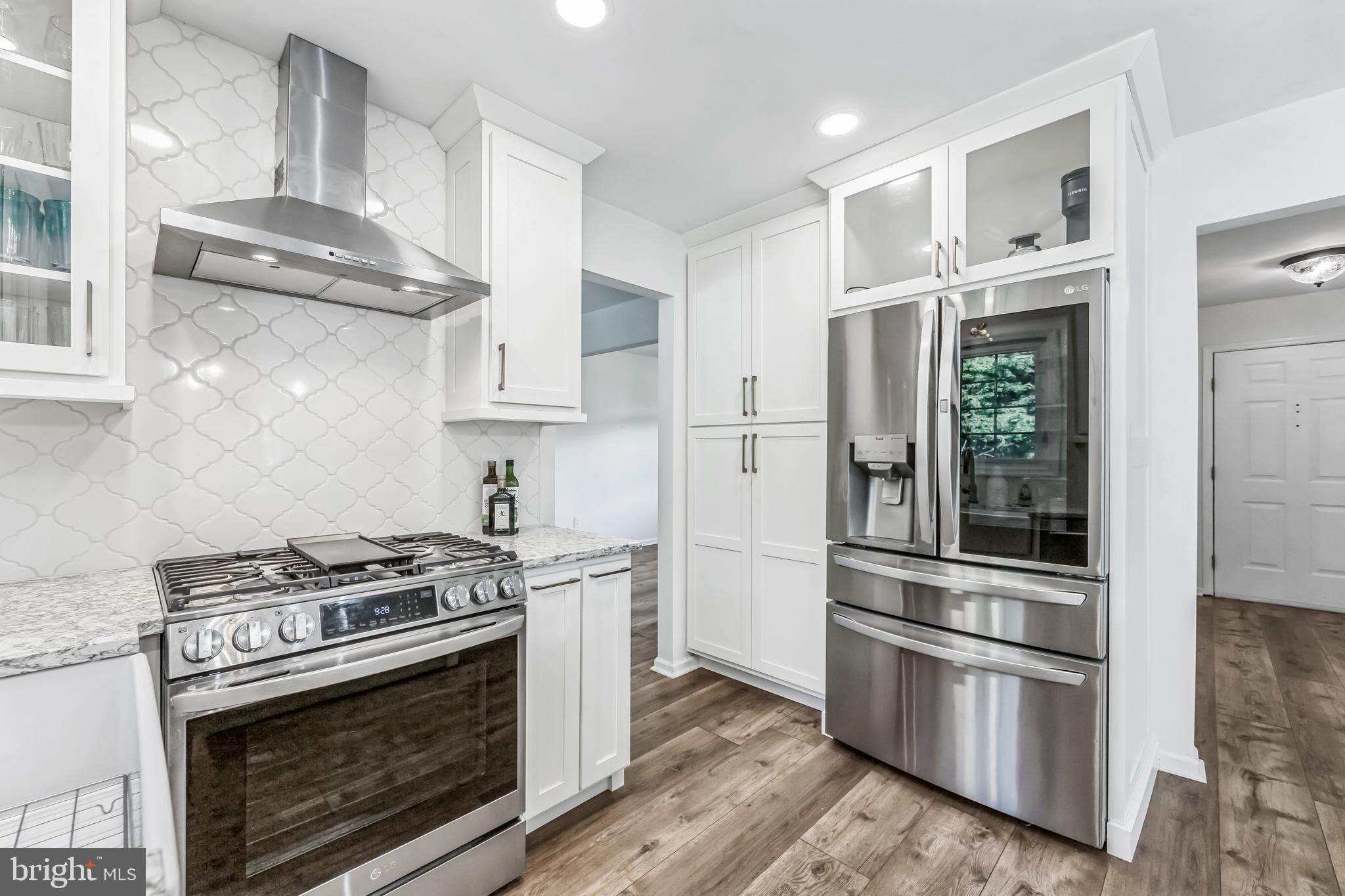 23 NEW OAK ROAD