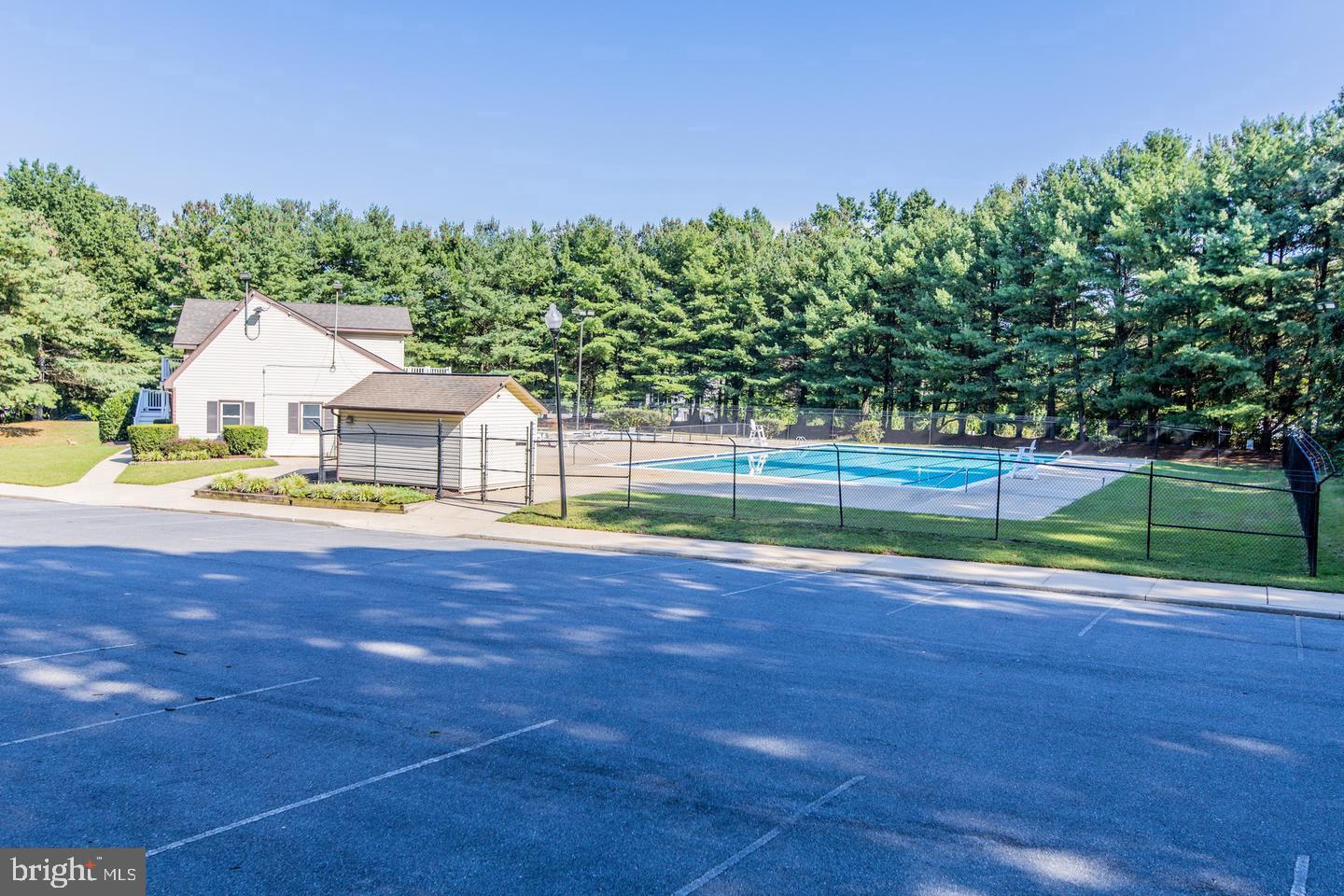 CHESTERFIELD - Residential Lease