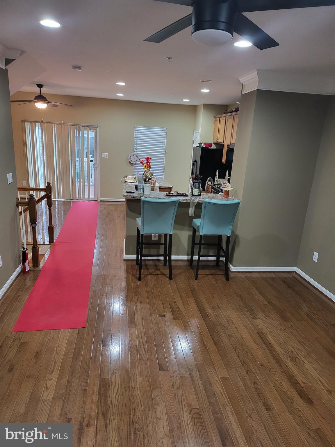 PINE RIDGE CROSSING - Residential