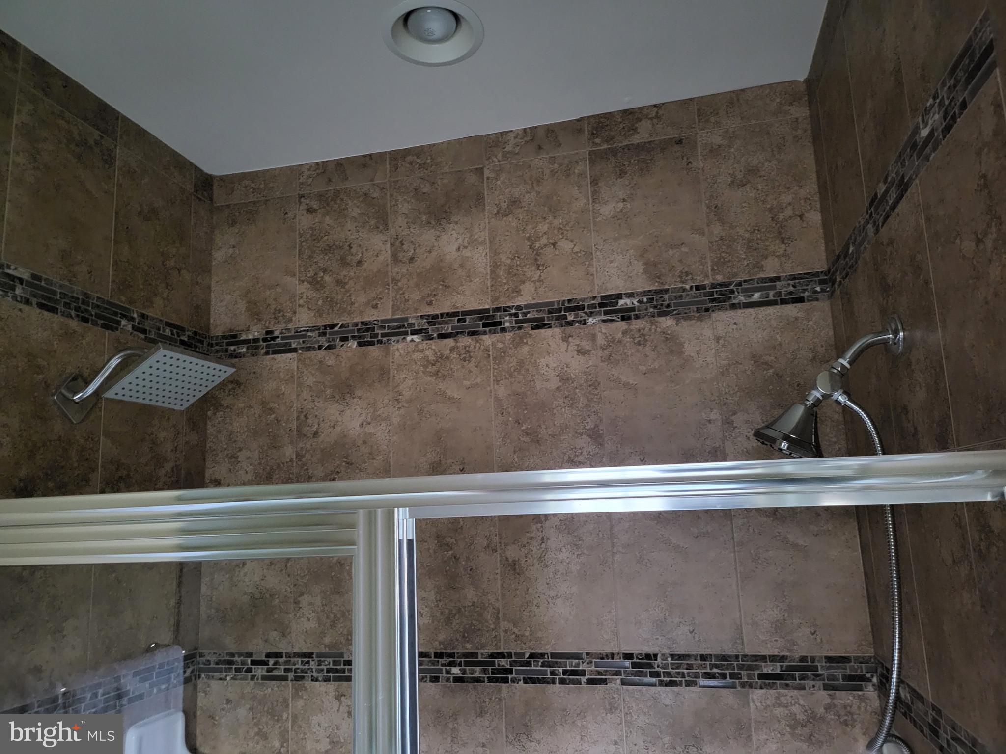 PINE RIDGE CROSSING - Residential