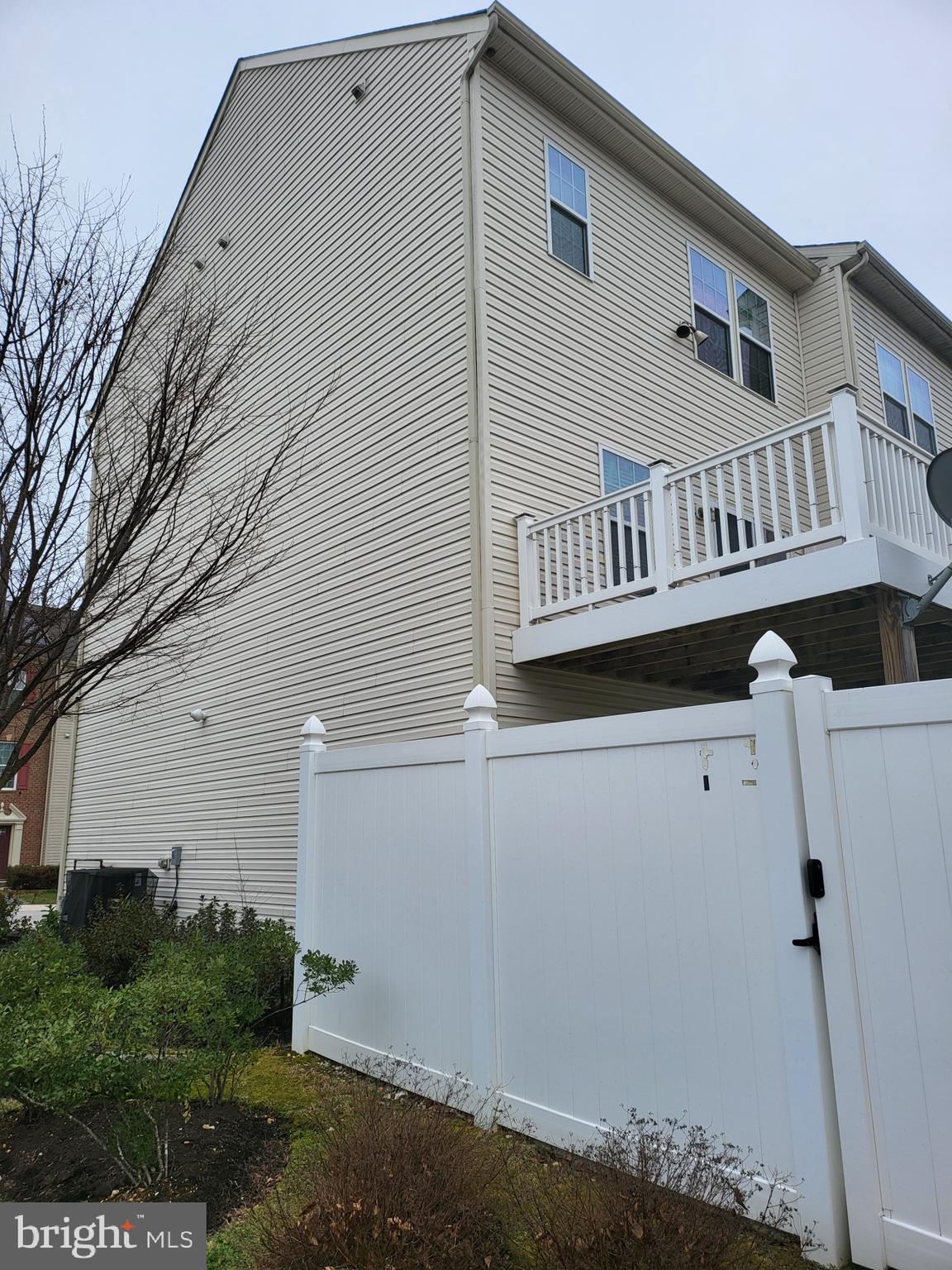 PINE RIDGE CROSSING - Residential