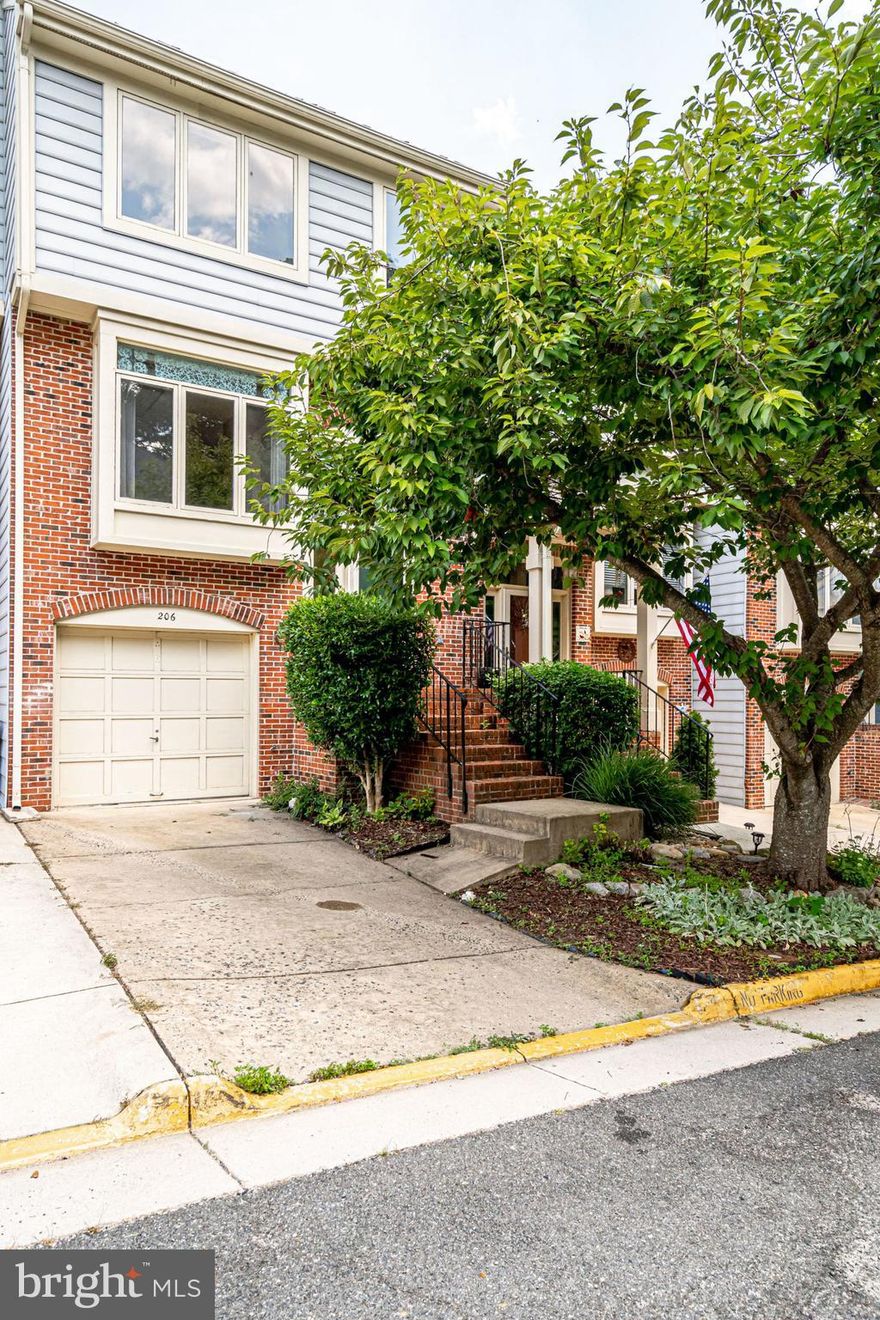 Handsome & Sizable 3 BR, 2.5.5 BATH, 3 LvL Garage Townhouse Just Minutes to Historic Old Occoquan! * Bright & Cheery Atmosphere * New Main Lvl Hardwood Flrs *  Full Kitchen with All Appliances in A-1 Condition * Walk Out to Deck From Lv Rm * Gas FP * One Car Garage * Fenced Bk Yard *  Easy Commute to DC, Ft Belvoir, FF County, or Quantico! * Reasonable Credit a Must * One Day Approval Possible! *Professional Photos on the Way!