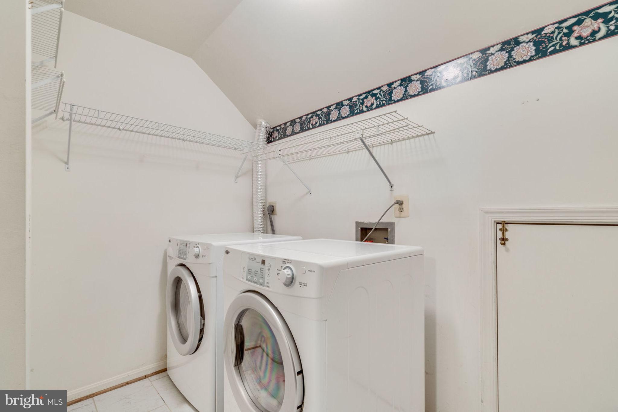 THE TOWNS OF OCCOQUAN MI - Residential Lease