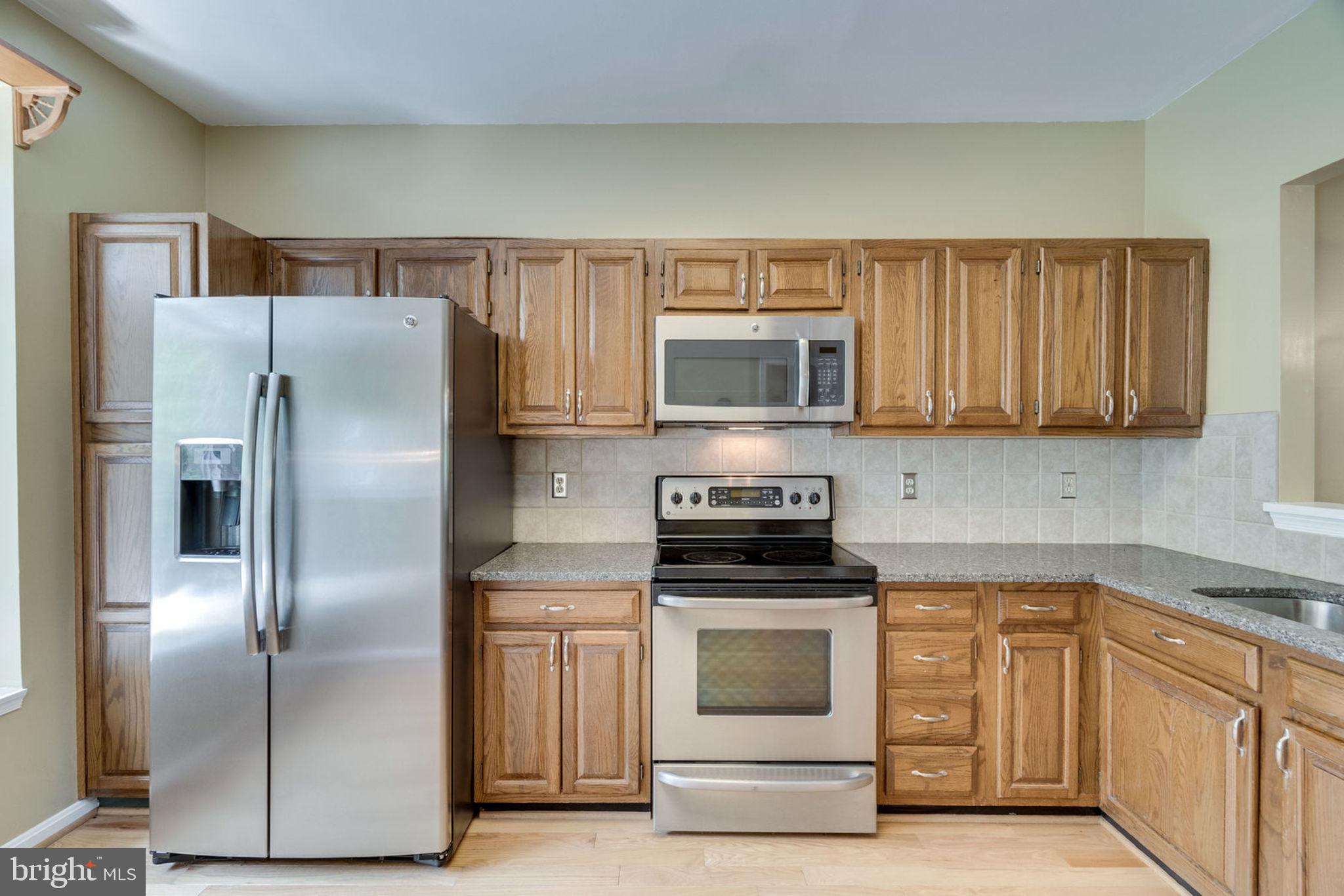 THE TOWNS OF OCCOQUAN MI - Residential Lease