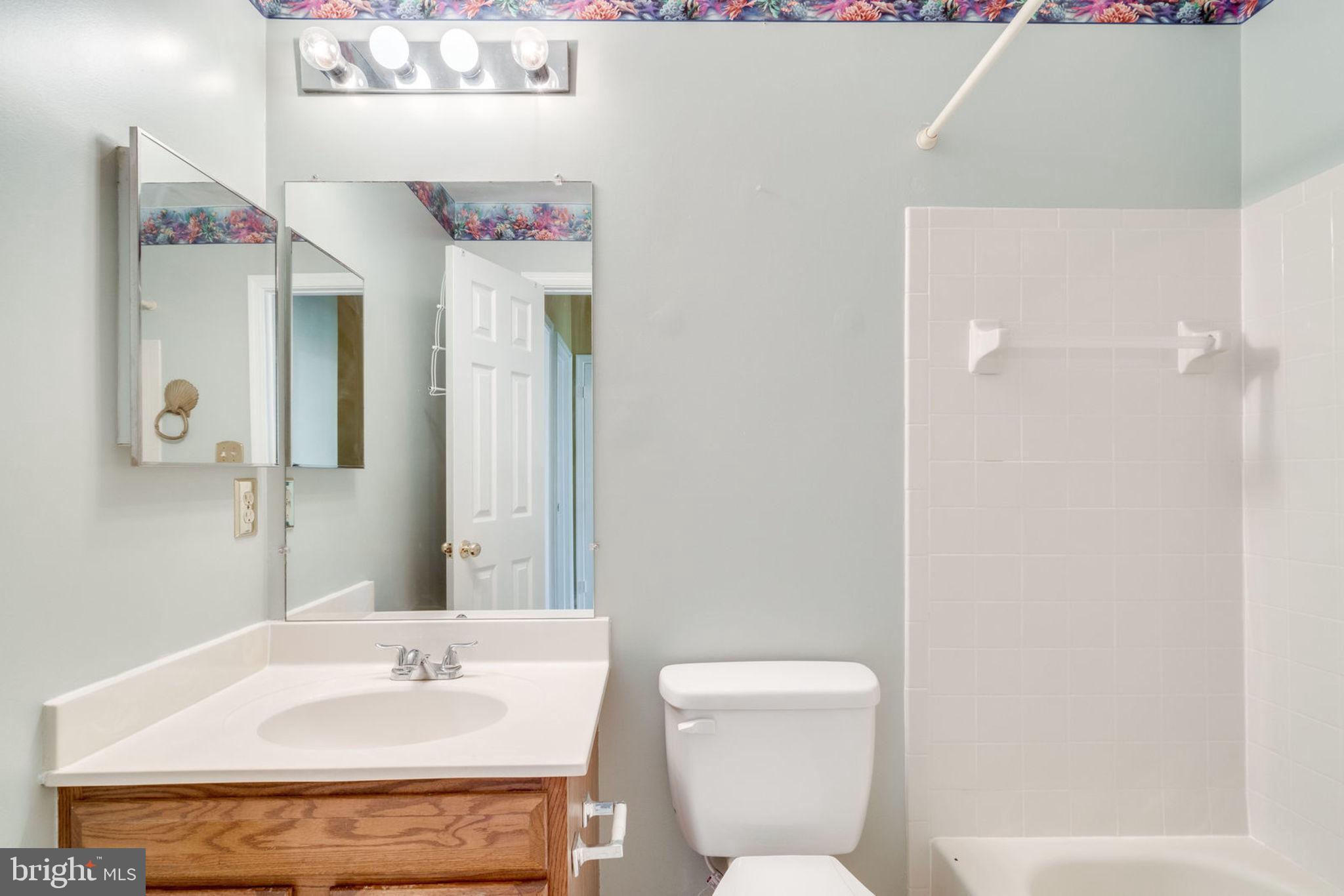 THE TOWNS OF OCCOQUAN MI - Residential Lease