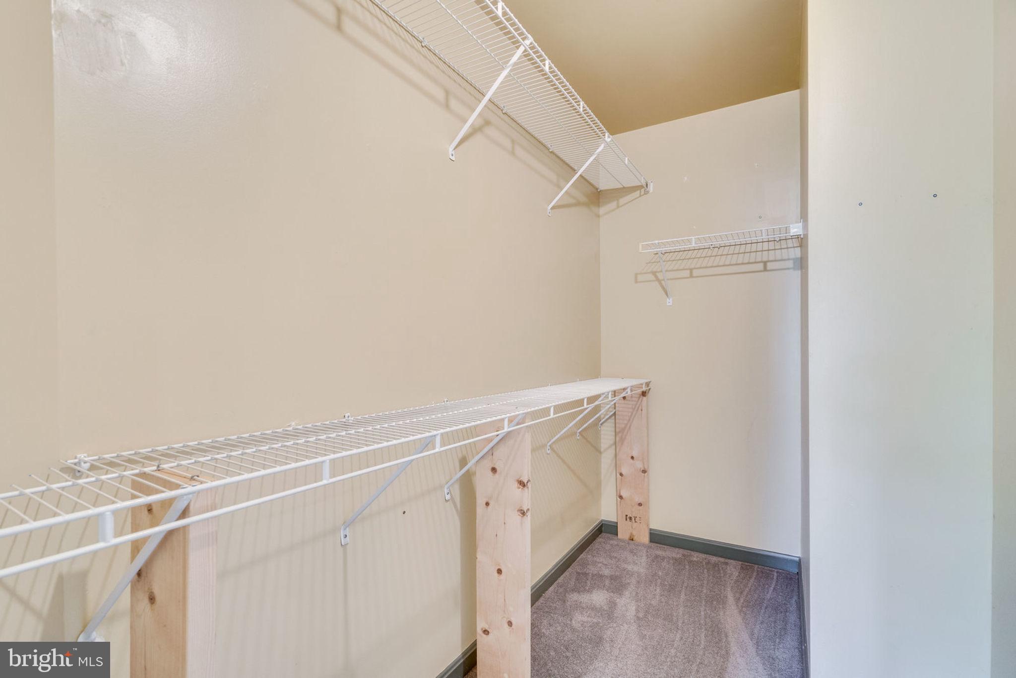 THE TOWNS OF OCCOQUAN MI - Residential Lease