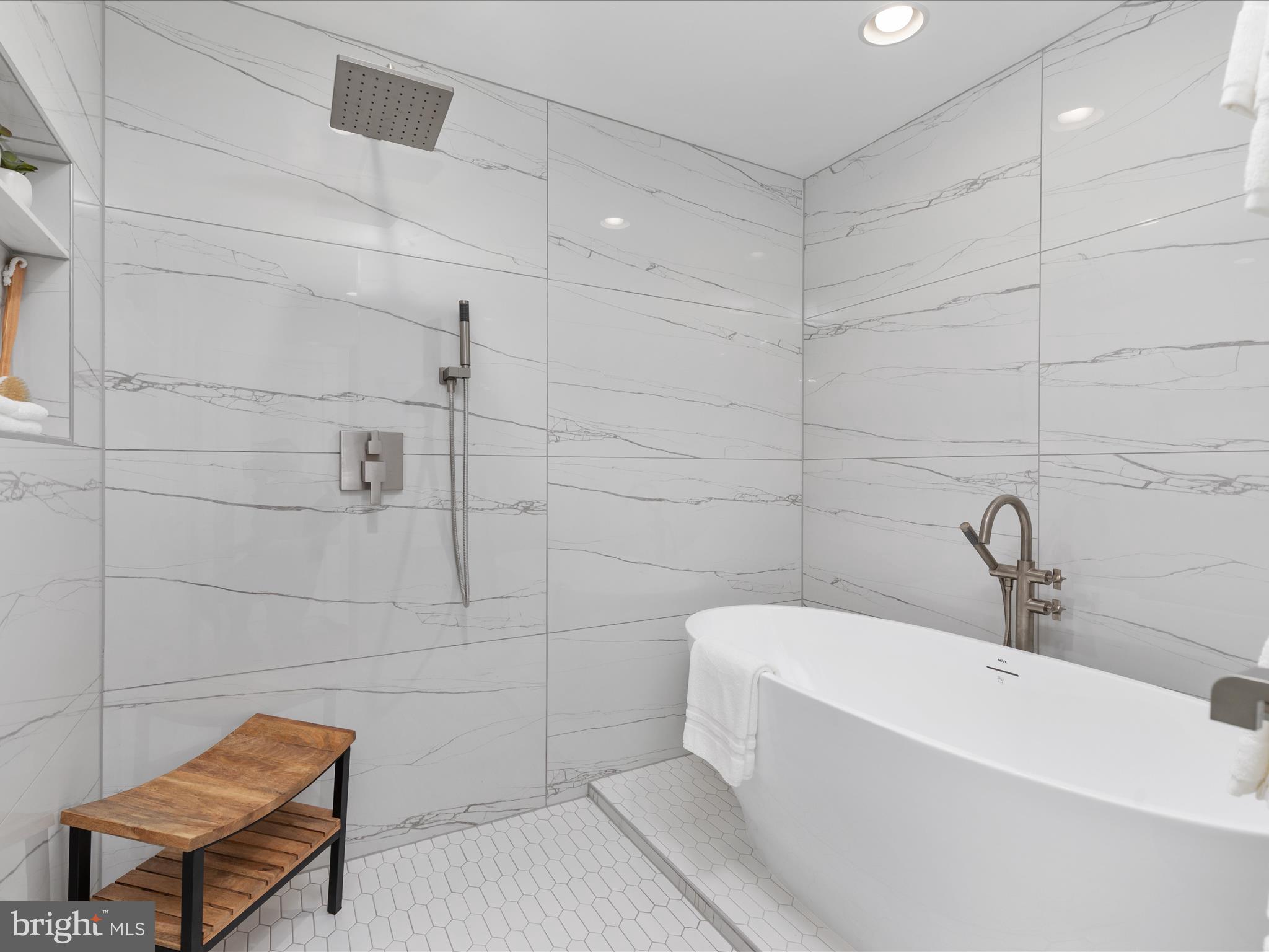 FERRY POINT ESTATES - Residential