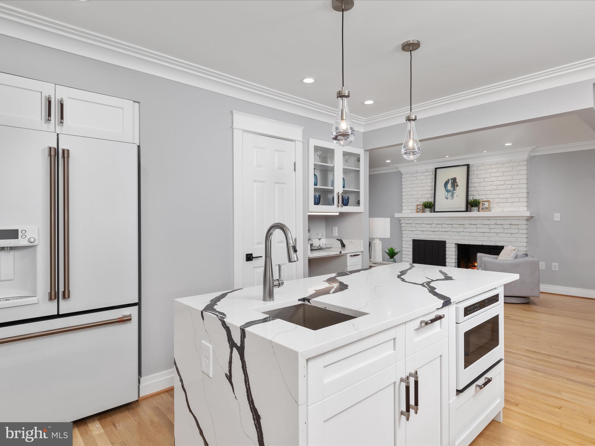 FERRY POINT ESTATES - Residential