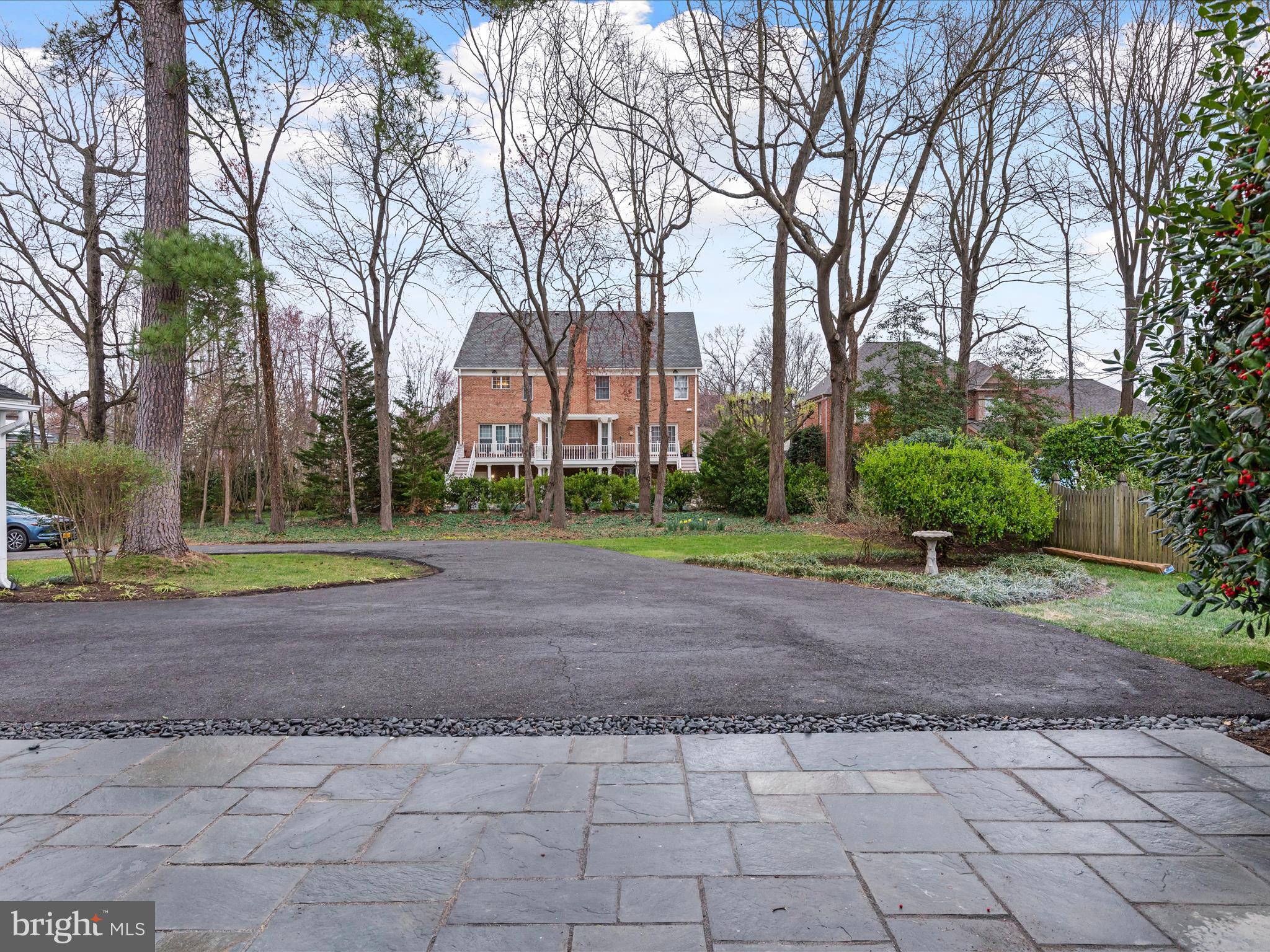 FERRY POINT ESTATES - Residential