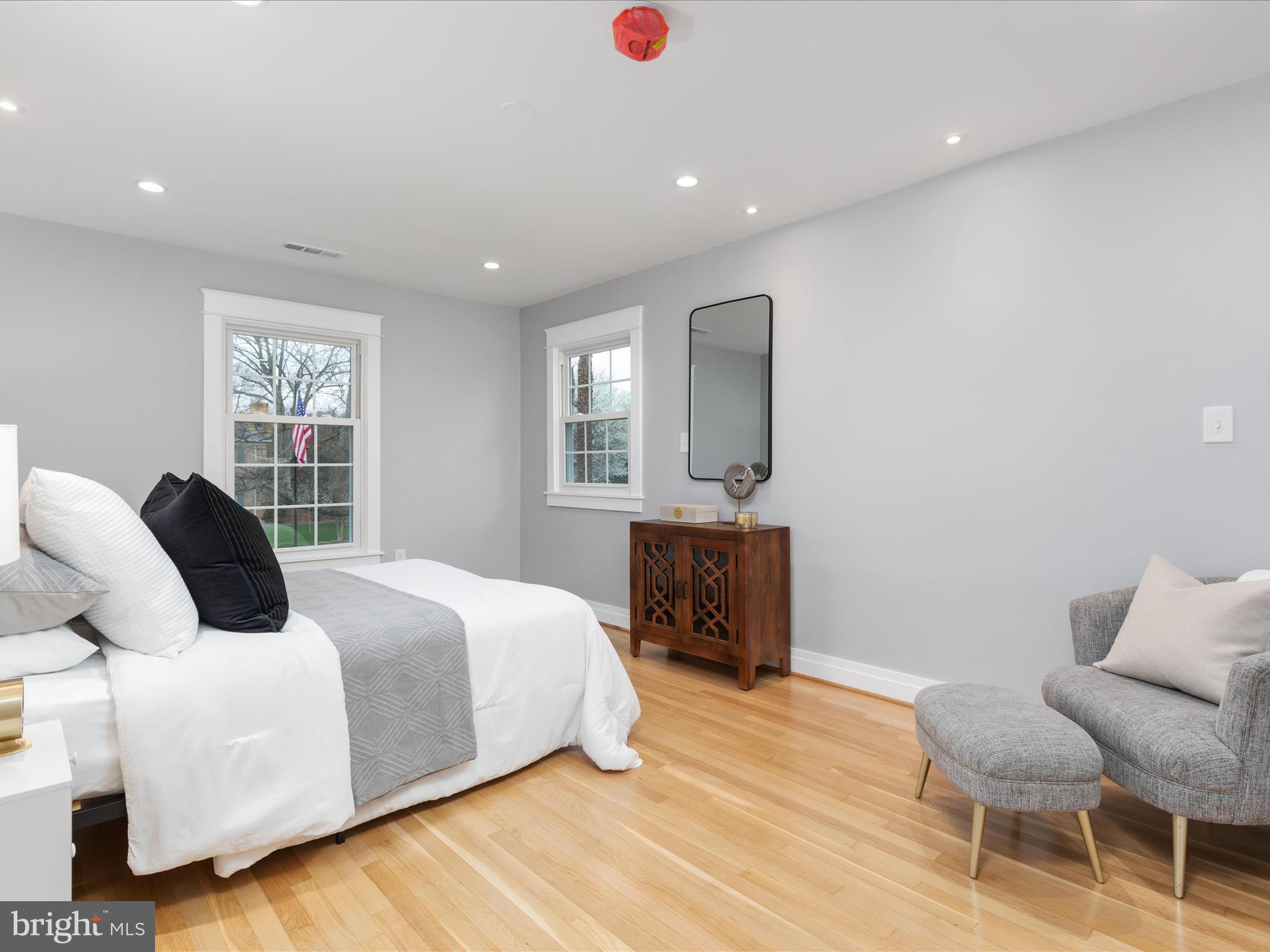 FERRY POINT ESTATES - Residential