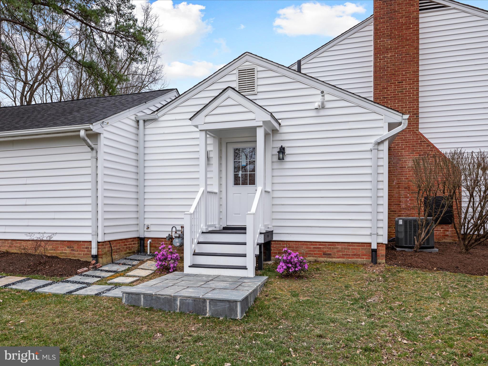 FERRY POINT ESTATES - Residential