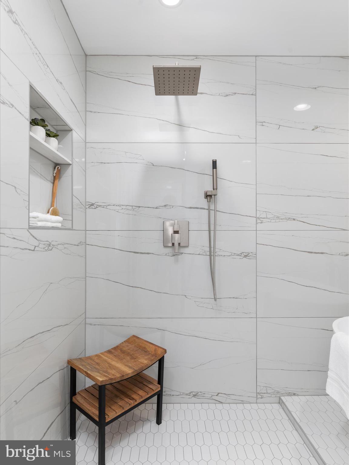 FERRY POINT ESTATES - Residential