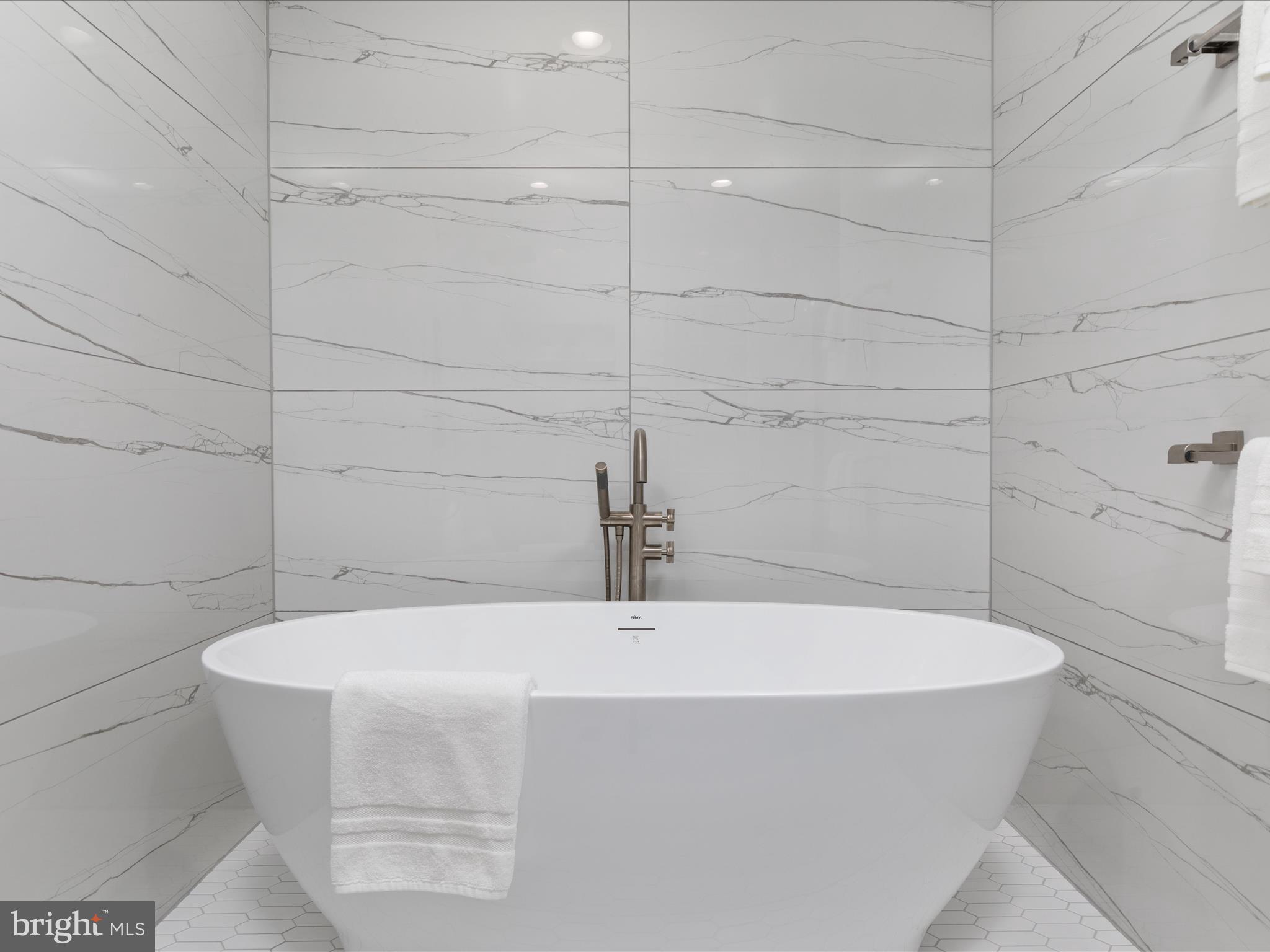 FERRY POINT ESTATES - Residential