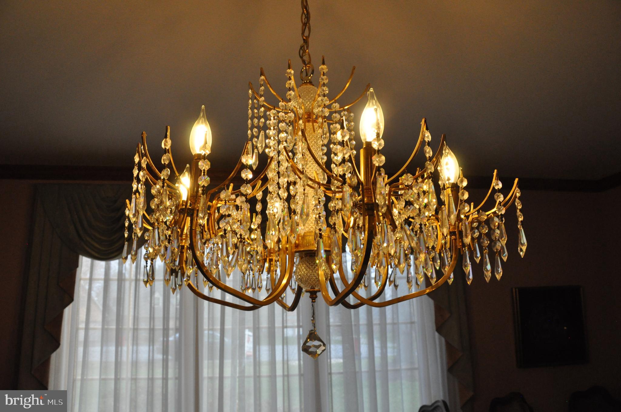 ROLLING HILLS - Residential