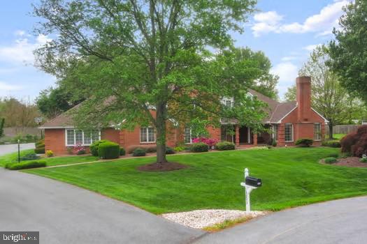 ROLLING HILLS - Residential
