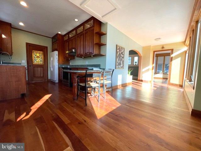 MURRAY HILL - Residential