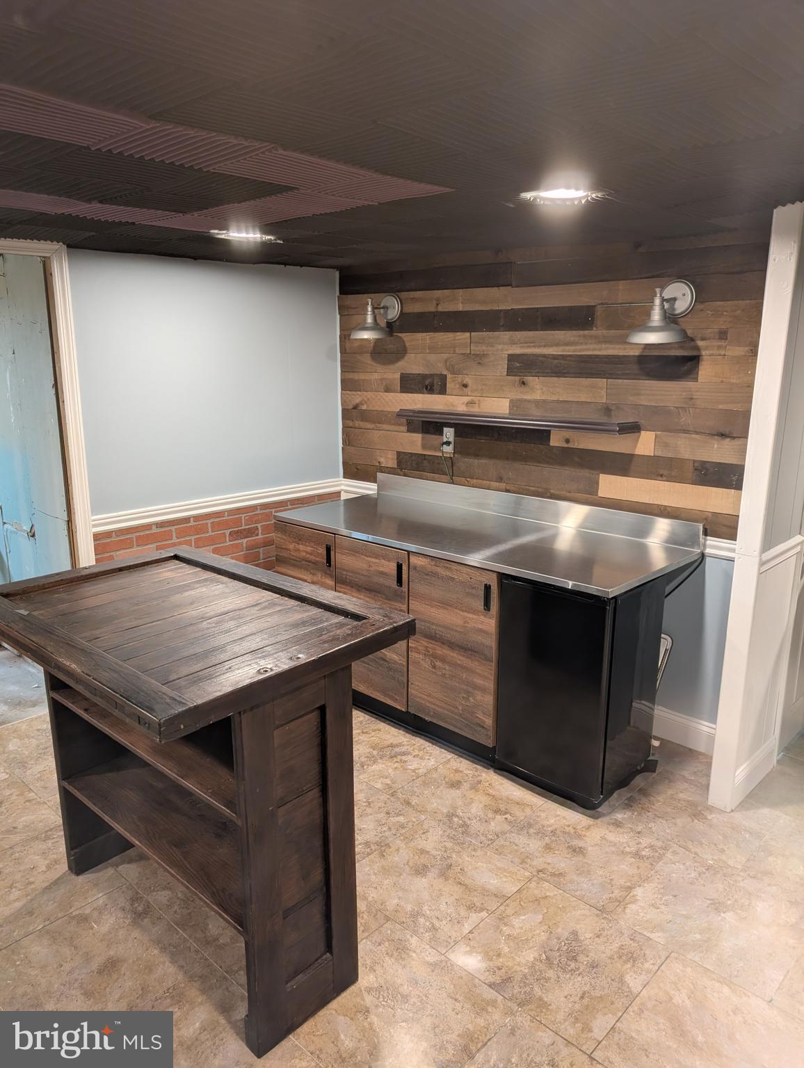 PICKERING POINTE - Residential
