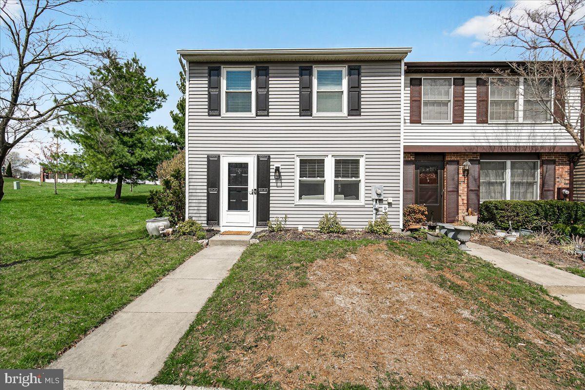 GLADE TOWN - Residential Lease