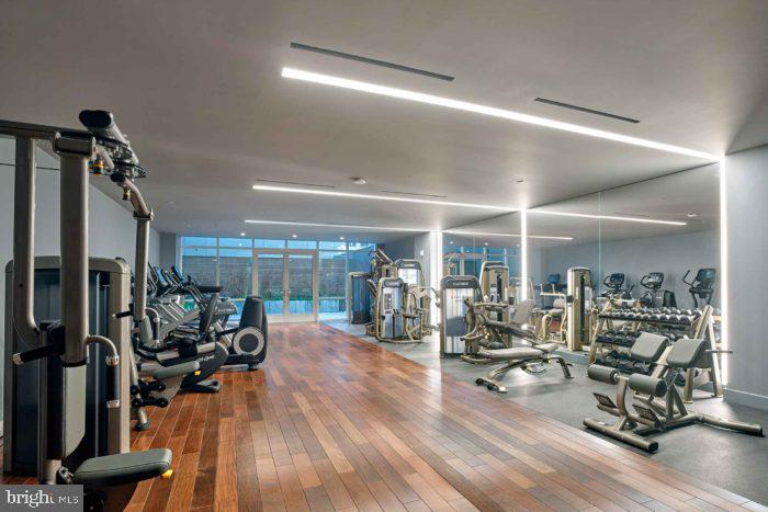 SOCIETY HILL - Residential