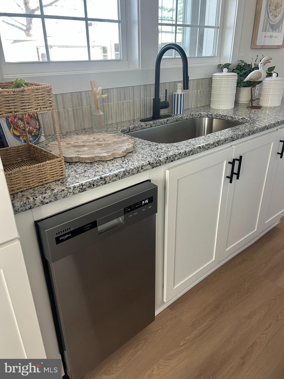 WEST BAY PARK - Residential