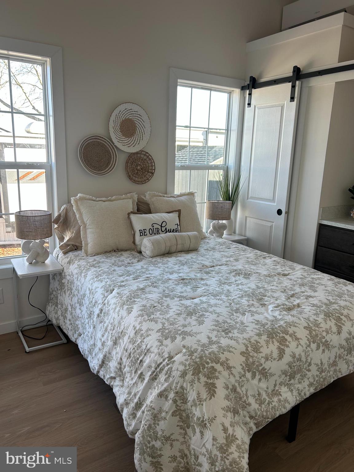 WEST BAY PARK - Residential