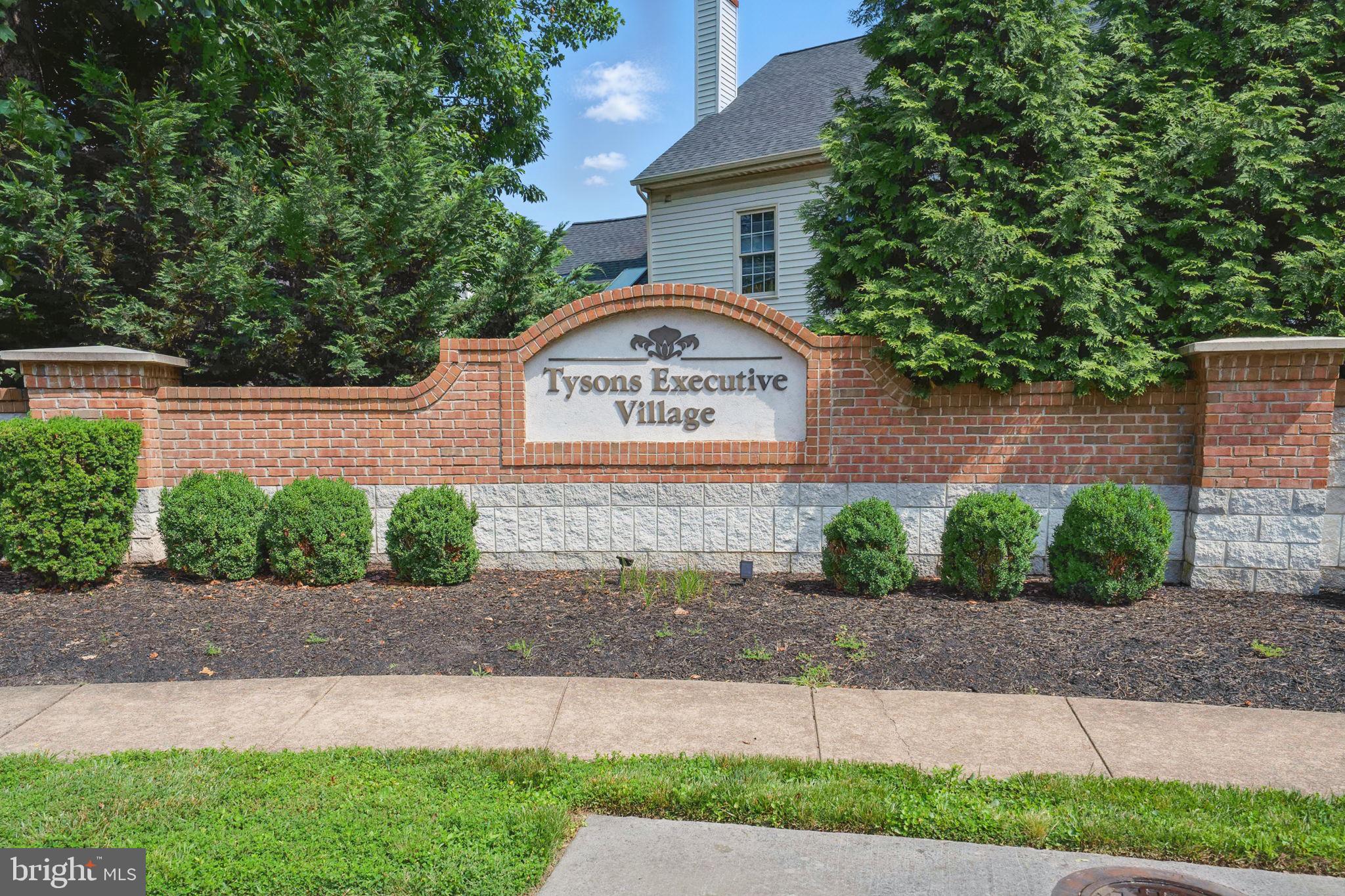 TYSONS EXECUTIVE VILLAGE - Residential