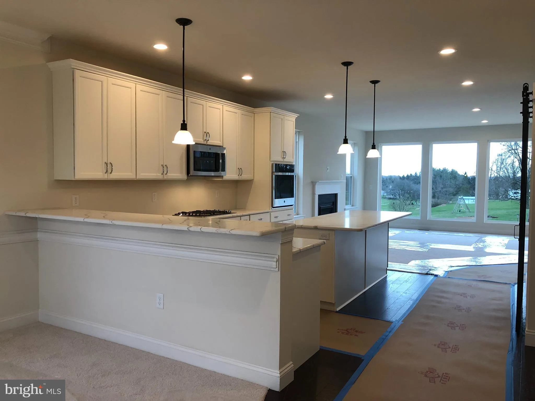 Hellertown, Pennsylvania 18055, United States, 4 Bedrooms Bedrooms, ,3 BathroomsBathrooms,Residential,Active,226368