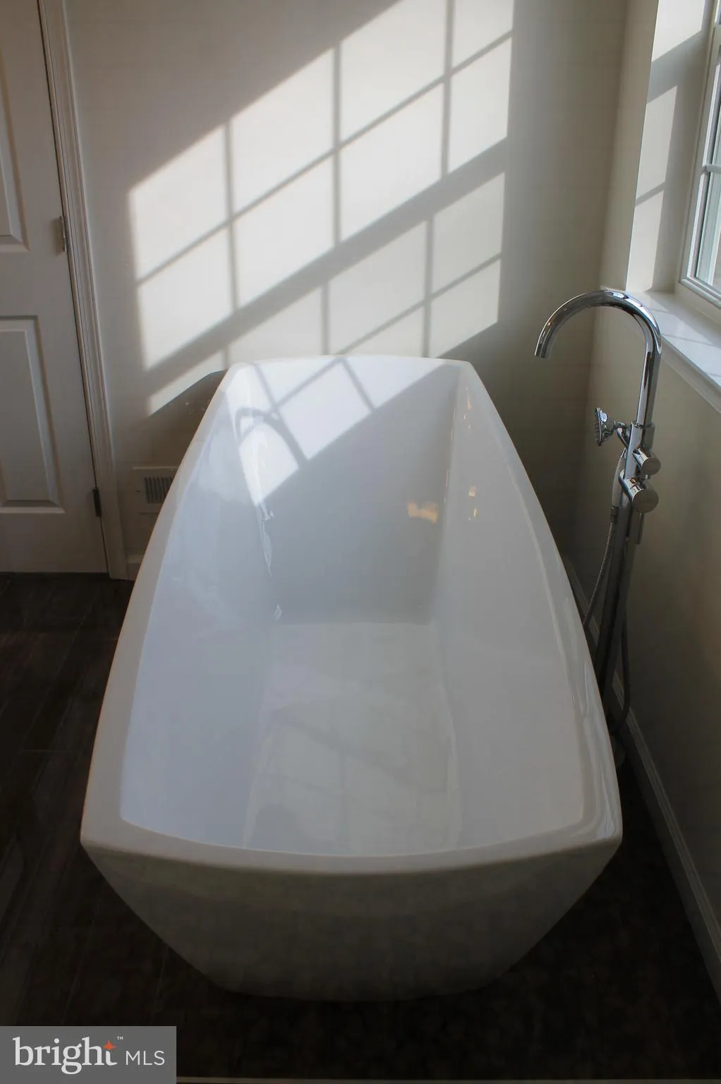 Hellertown, Pennsylvania 18055, United States, 4 Bedrooms Bedrooms, ,3 BathroomsBathrooms,Residential,Active,226368