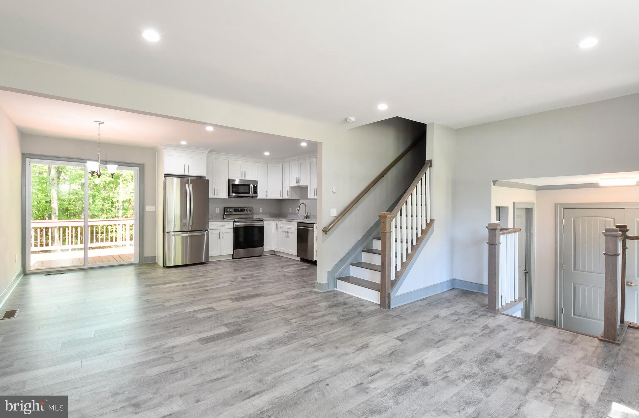 PLANTATION FOREST - Residential