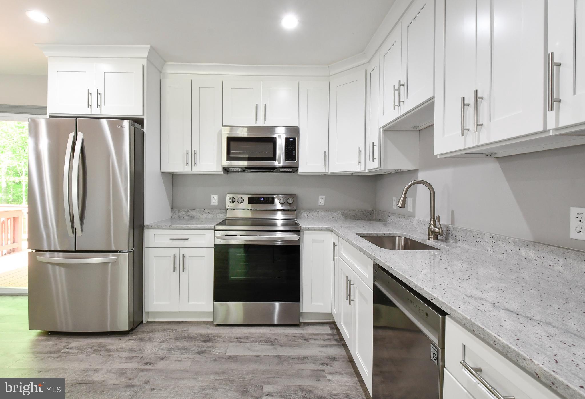 PLANTATION FOREST - Residential