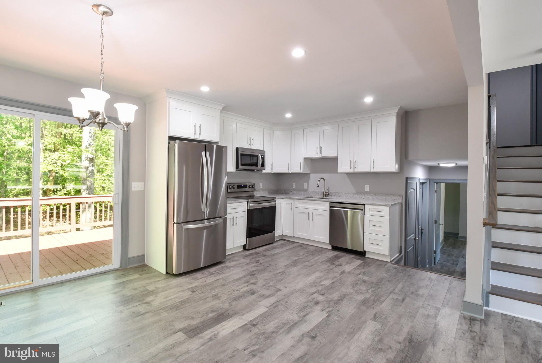 PLANTATION FOREST - Residential