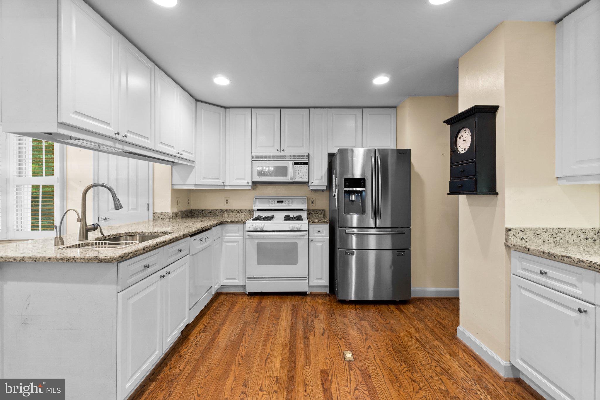 WORMANS MILL - Residential