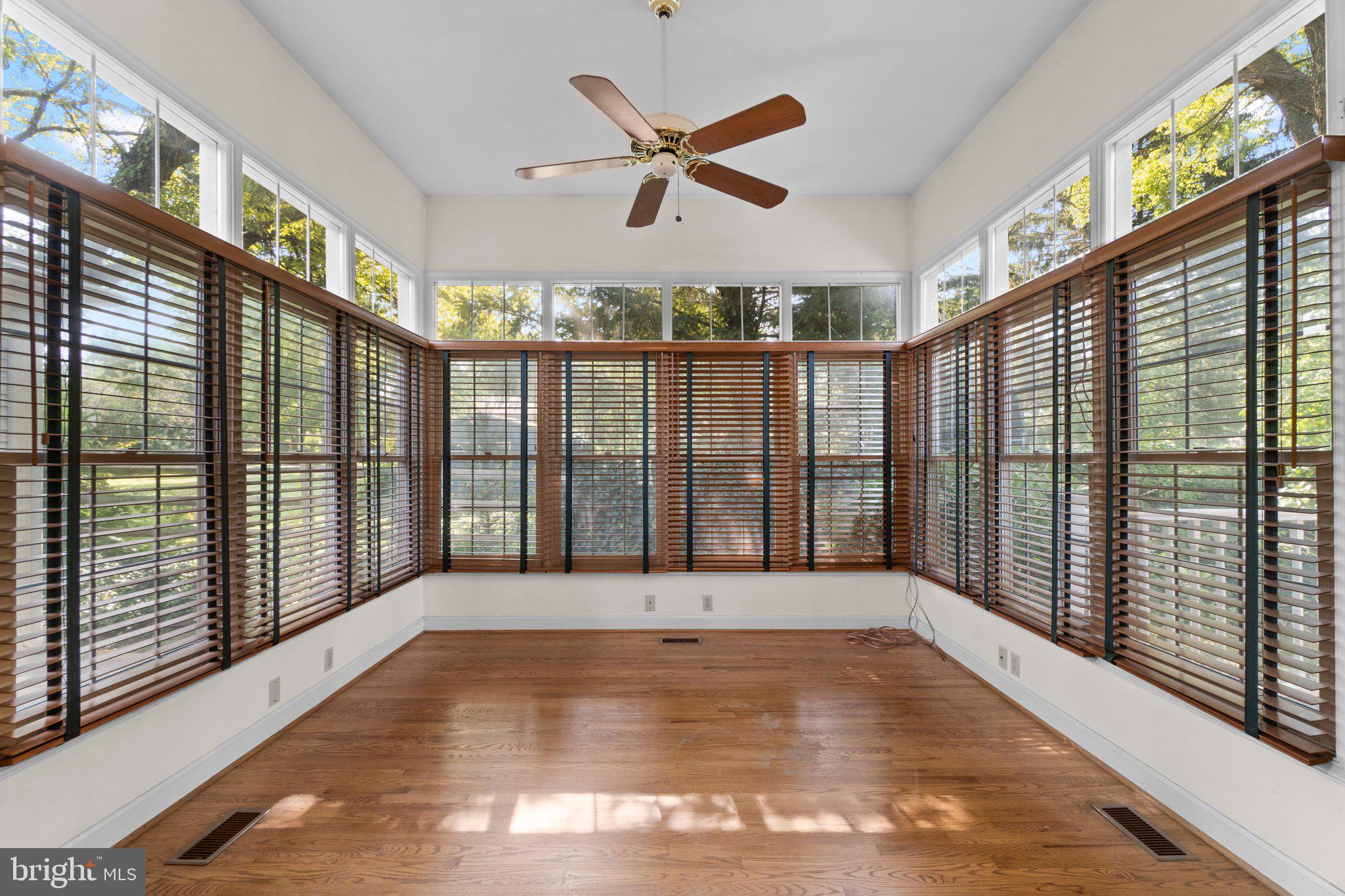 WORMANS MILL - Residential