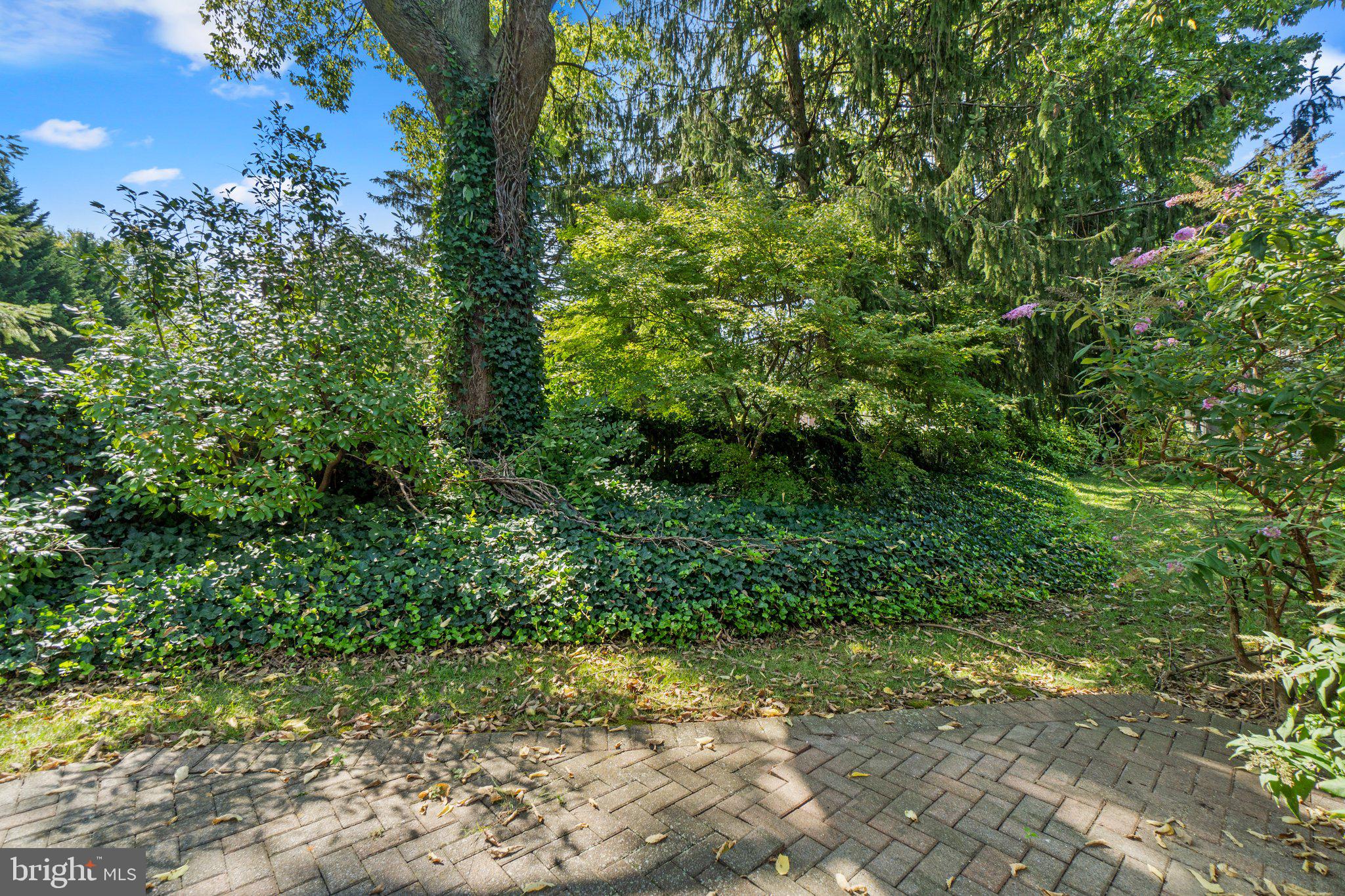 WORMANS MILL - Residential